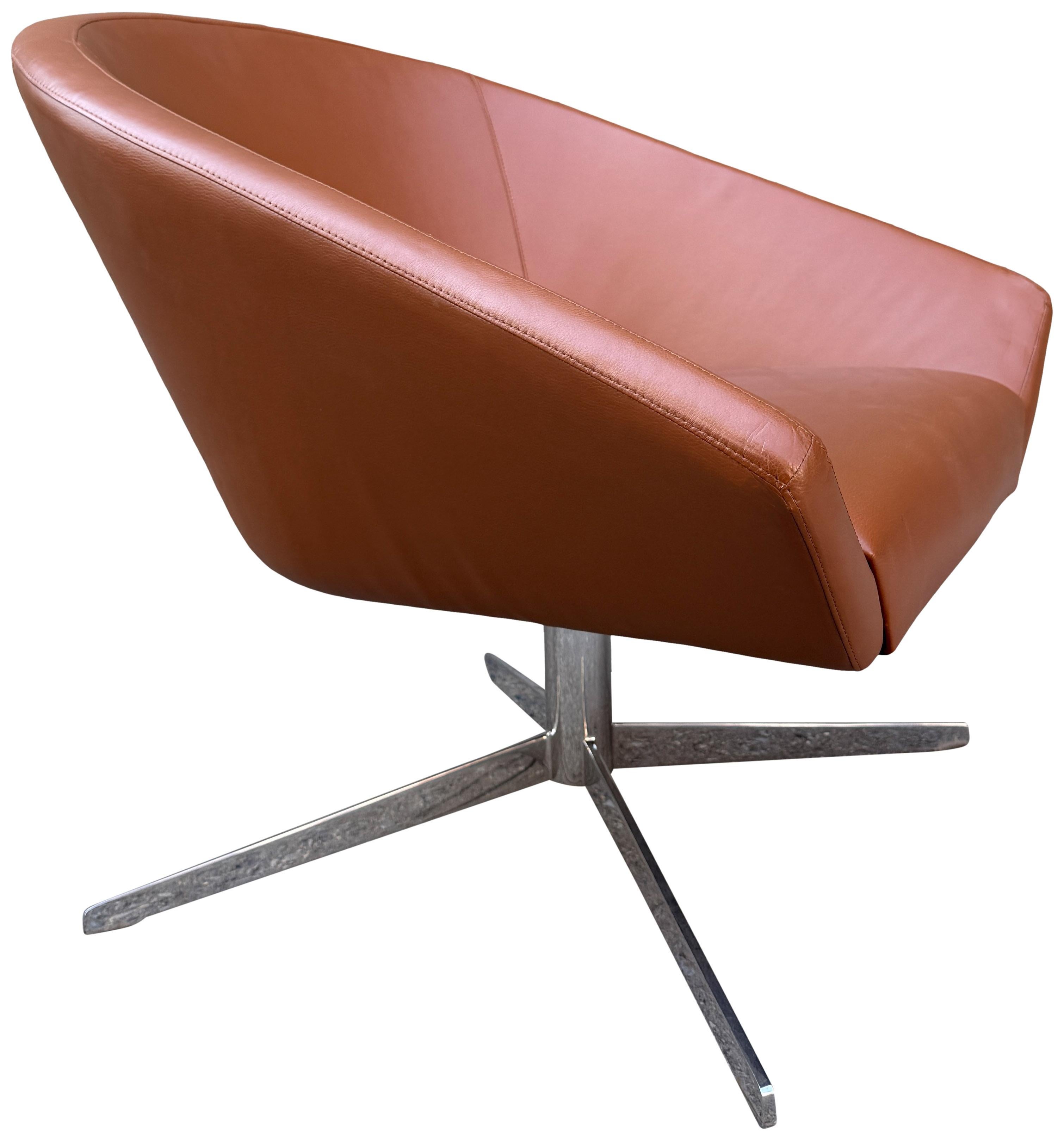 Beautiful Saddle Brown Leather Lounge Chairs for Bernhardt, 