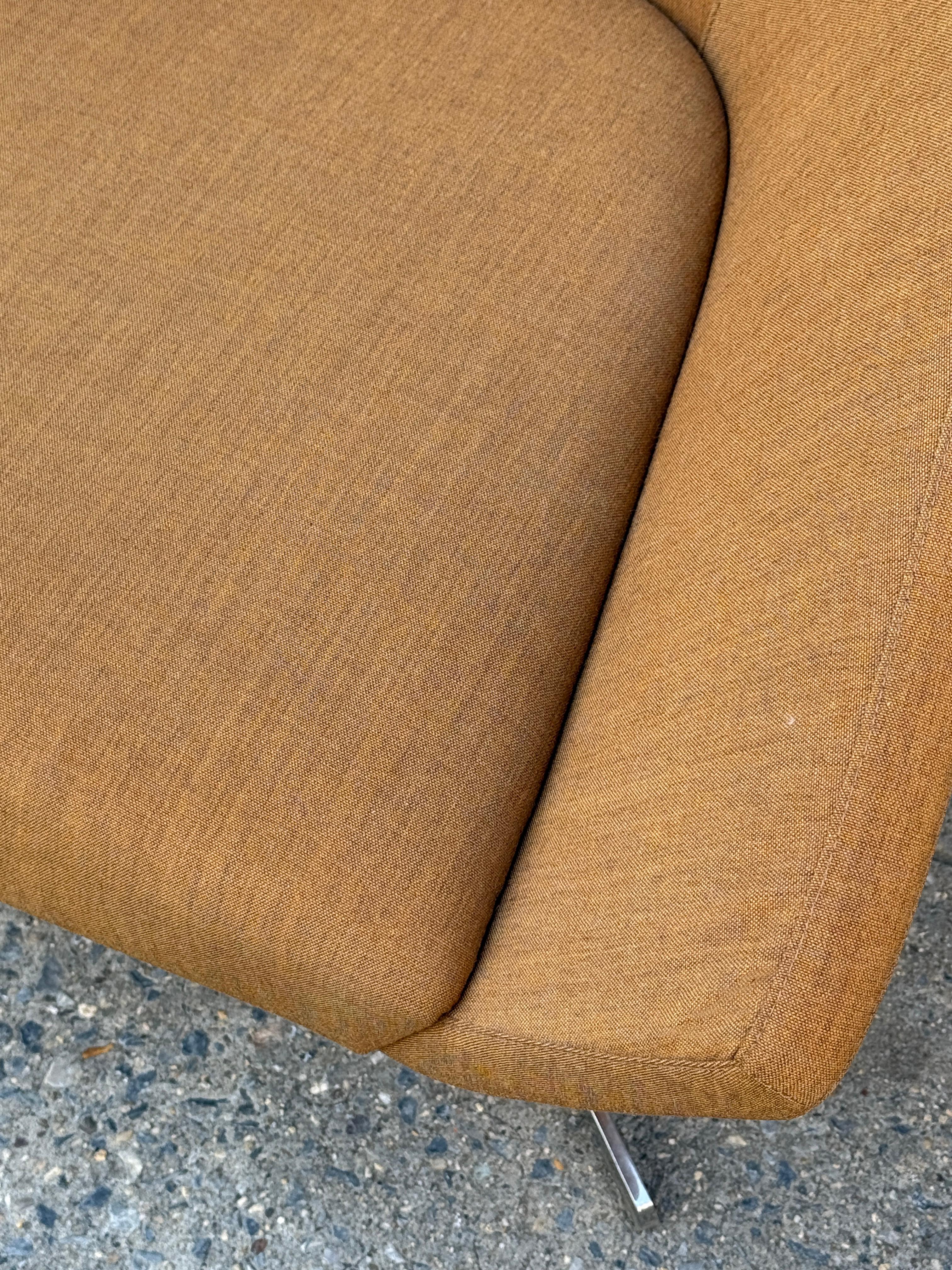 Wunderschöne Brown Remy Lounge Chairs für Bernhardt, 