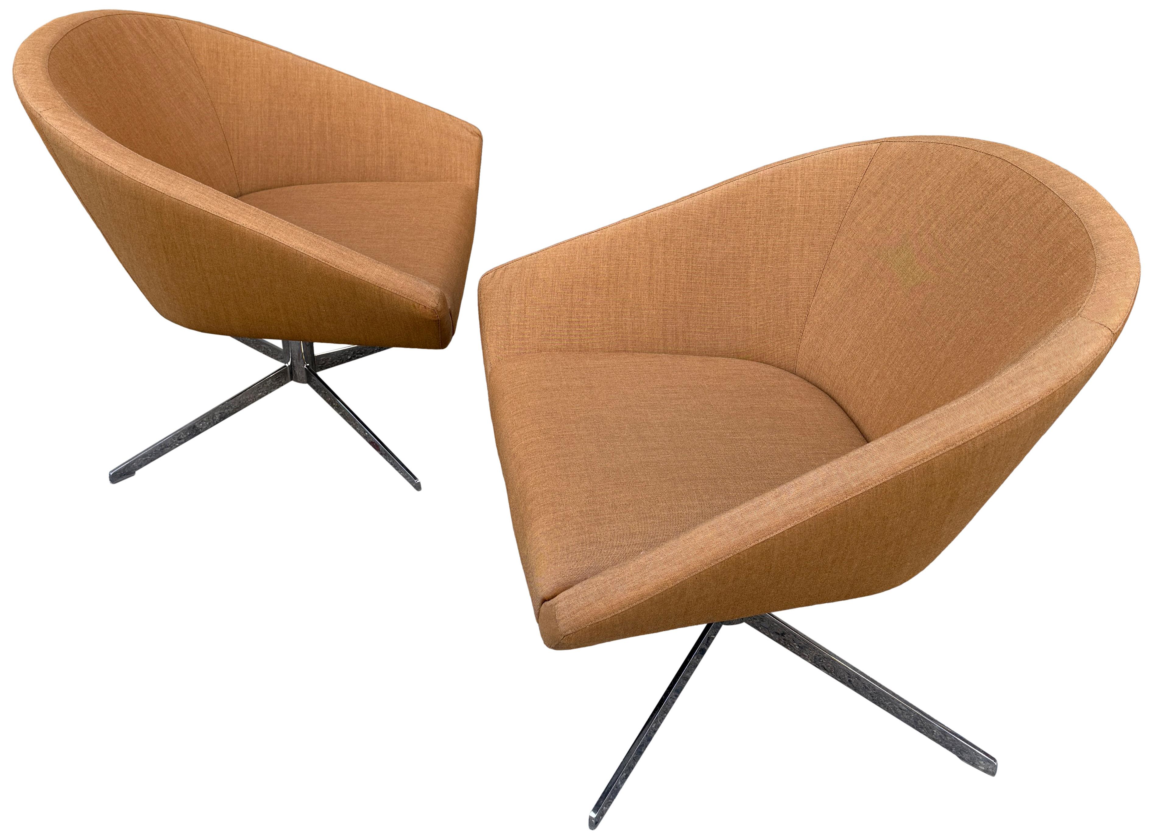Wunderschöne Brown Remy Lounge Chairs für Bernhardt, 