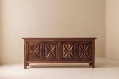 Bellissima credenza francese grafica brutalista in oak, anni '60