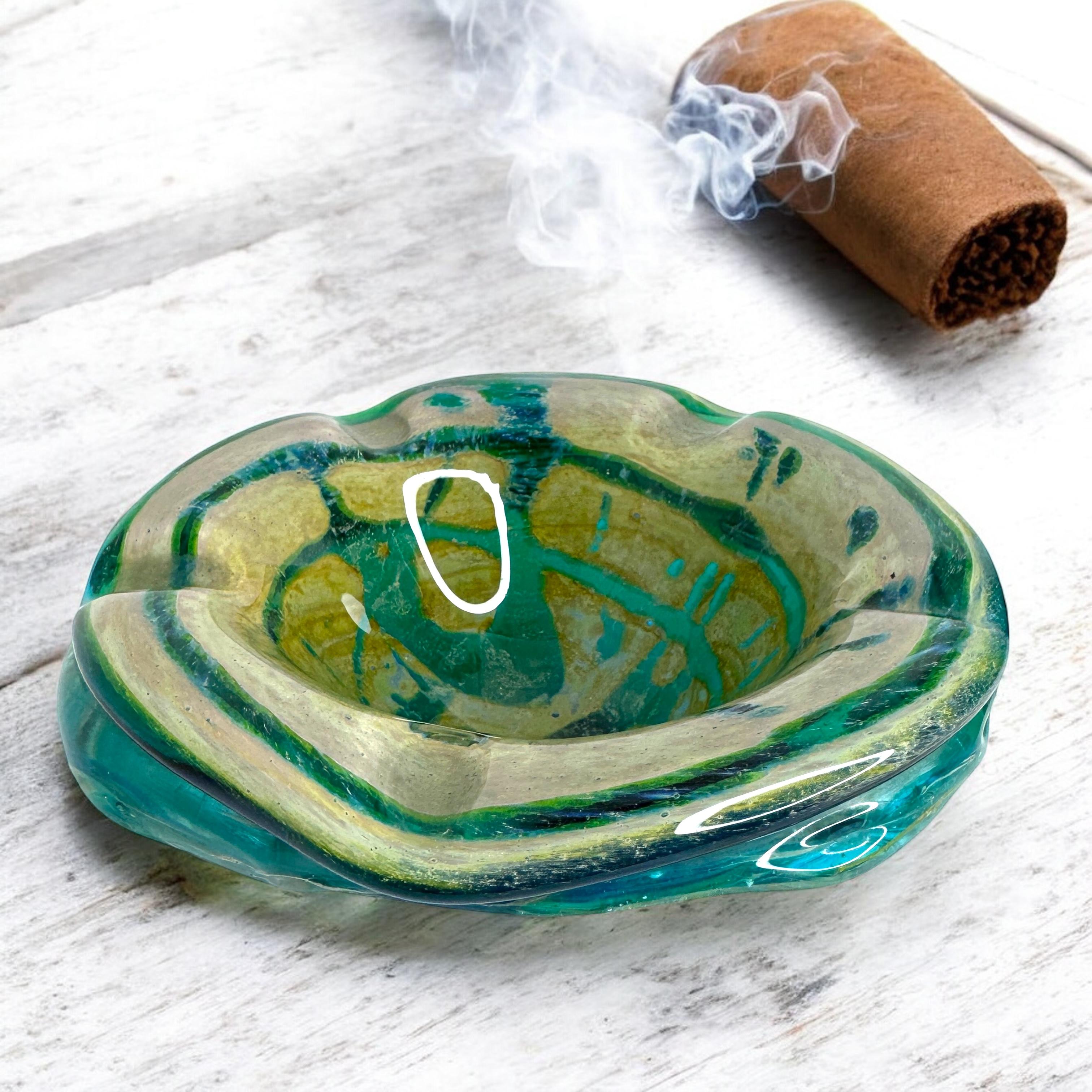 Beautiful Brutalist Murano Sommerso Glass Cigar Ashtray, Vintage, Italy, 1970s For Sale 4