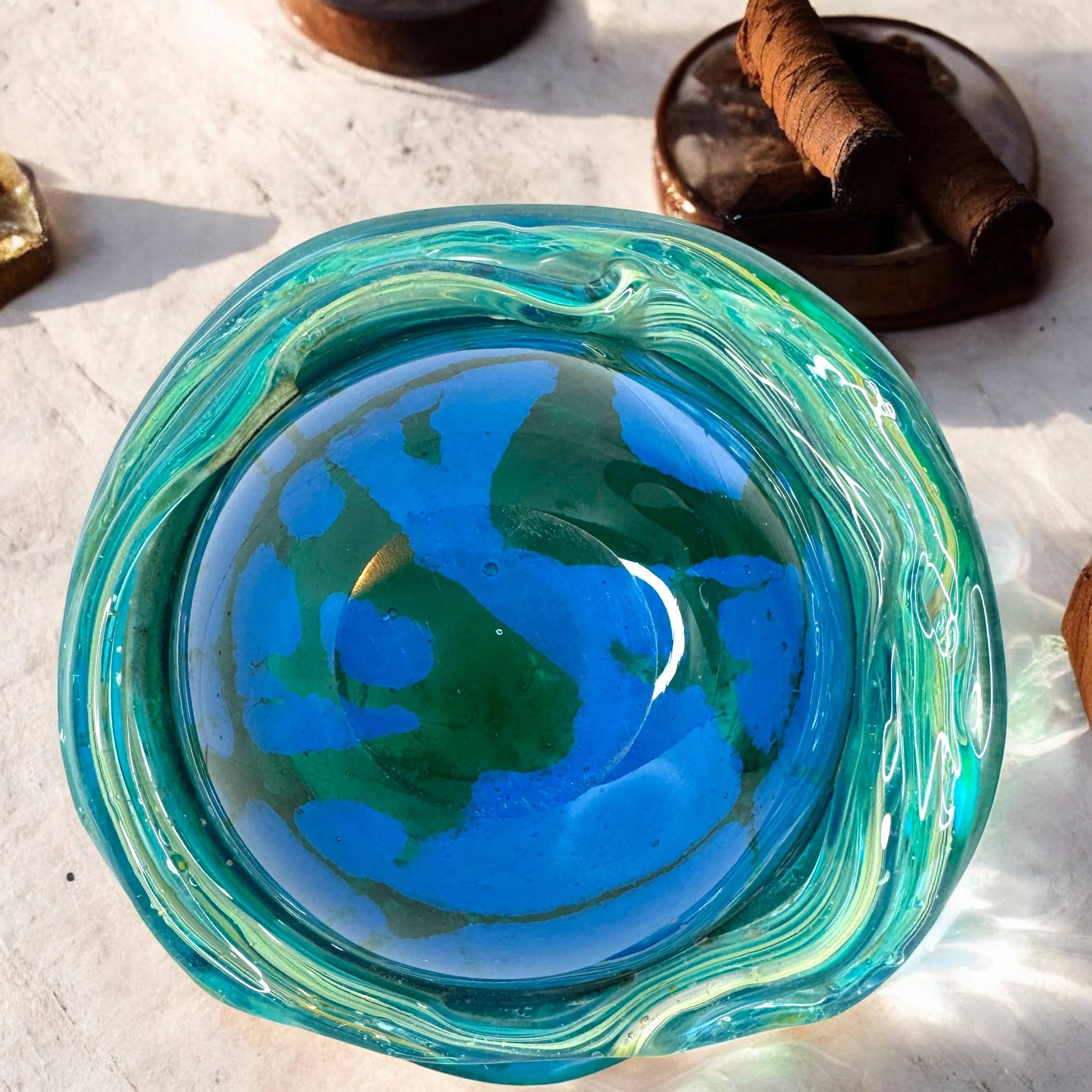 Beautiful Brutalist Murano Sommerso Glass Cigar Ashtray, Vintage, Italy, 1970s For Sale 9