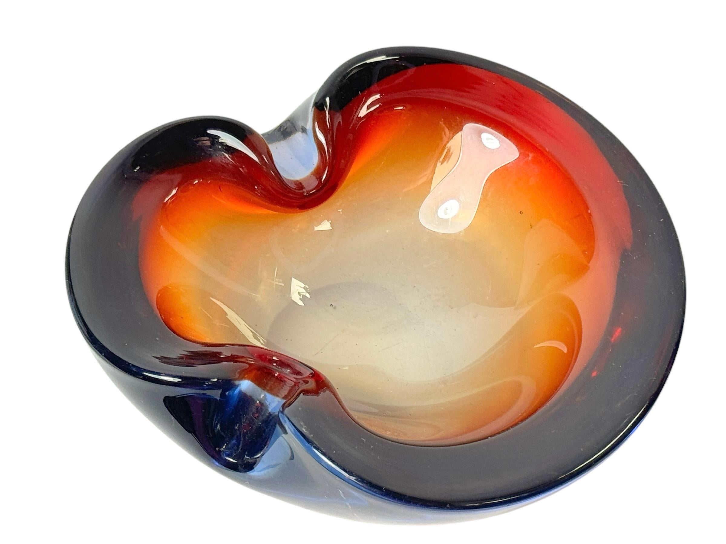 Italian Beautiful Brutalist Murano Sommerso Glass Cigar Ashtray, Vintage, Italy, 1970s