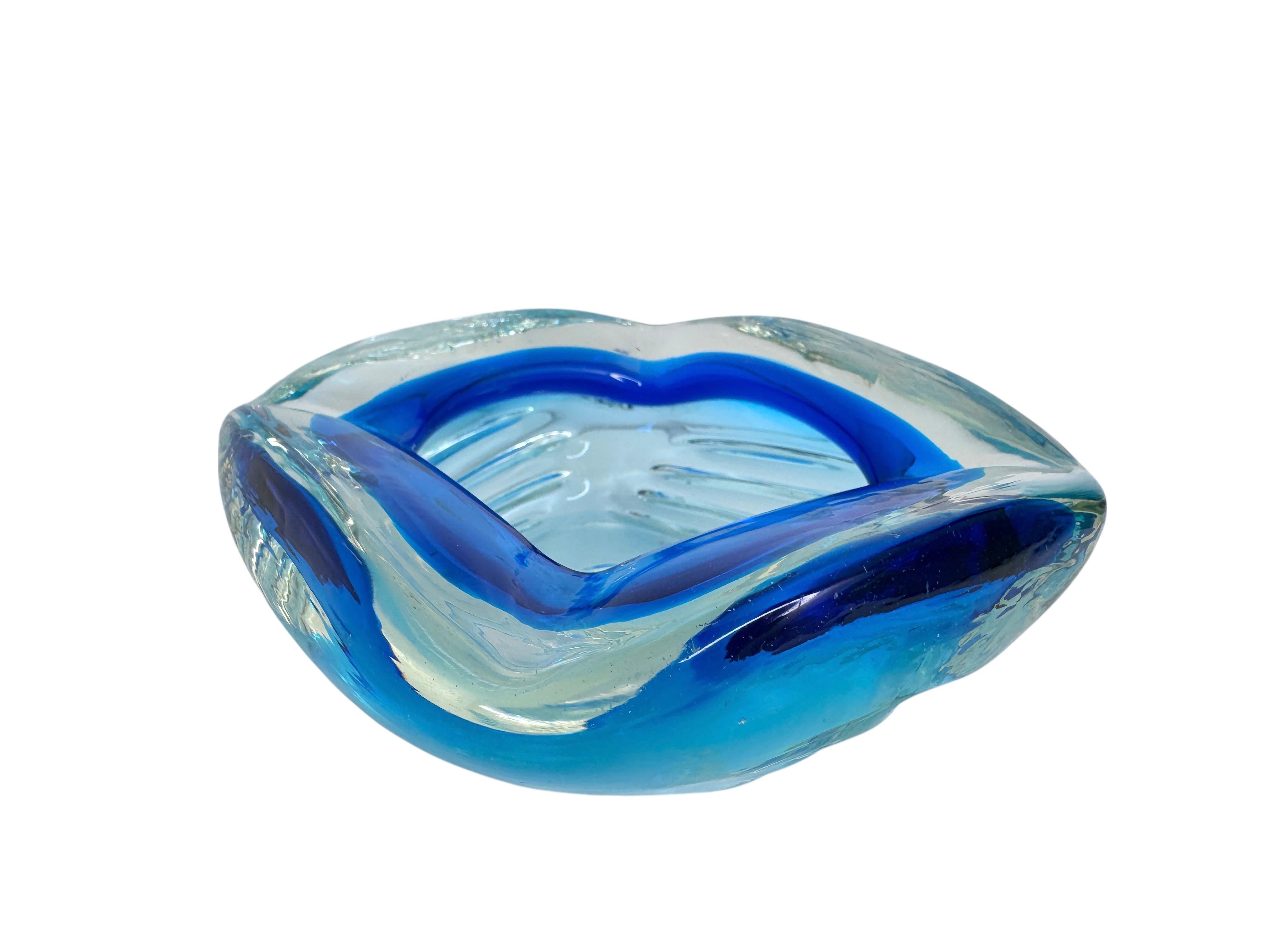 Italian Beautiful Brutalist Murano Sommerso Glass Cigar Ashtray, Vintage, Italy, 1970s For Sale