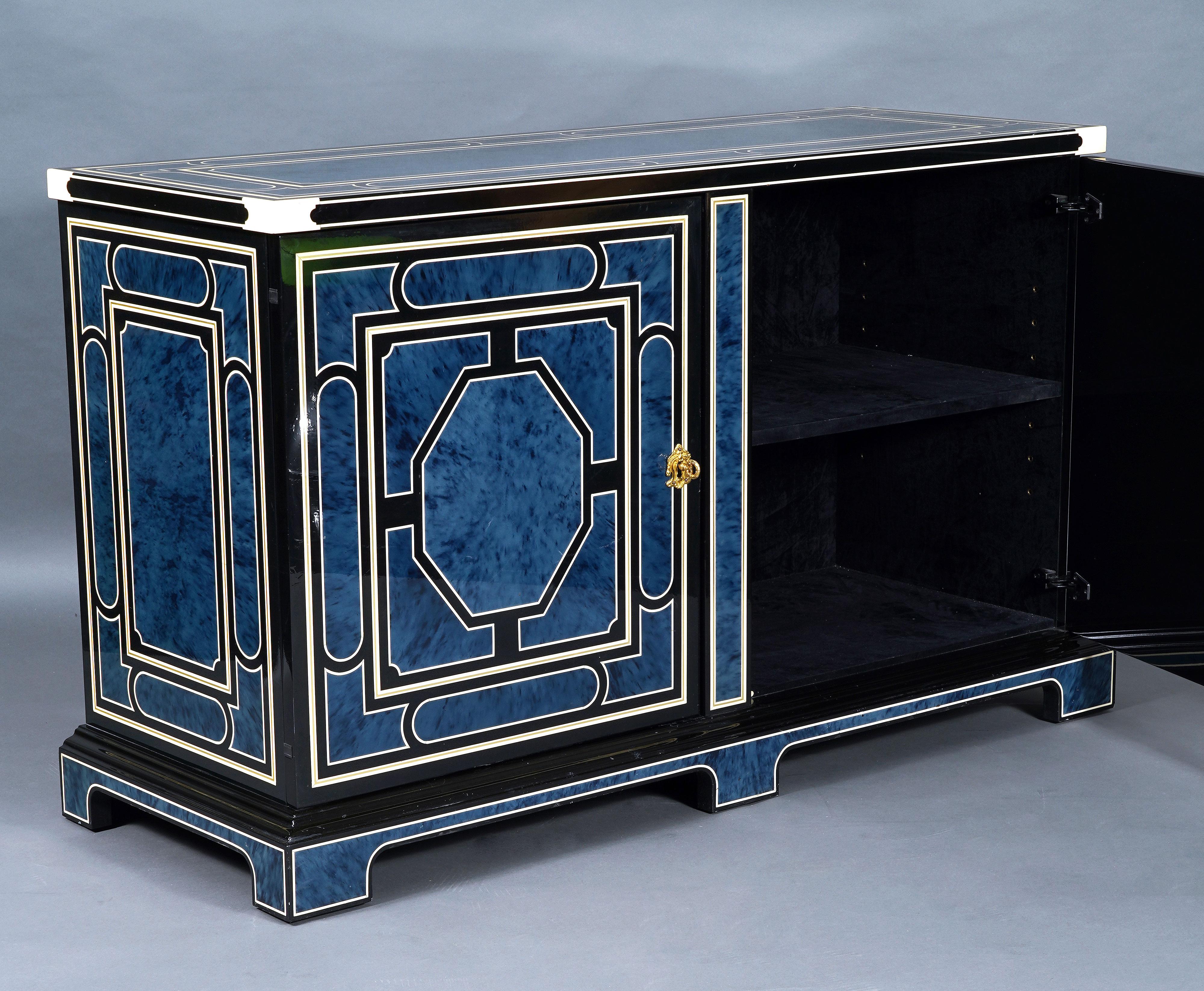 Late 20th Century Beautiful Buffet by Maison Roméo, France, circa 1980 For Sale