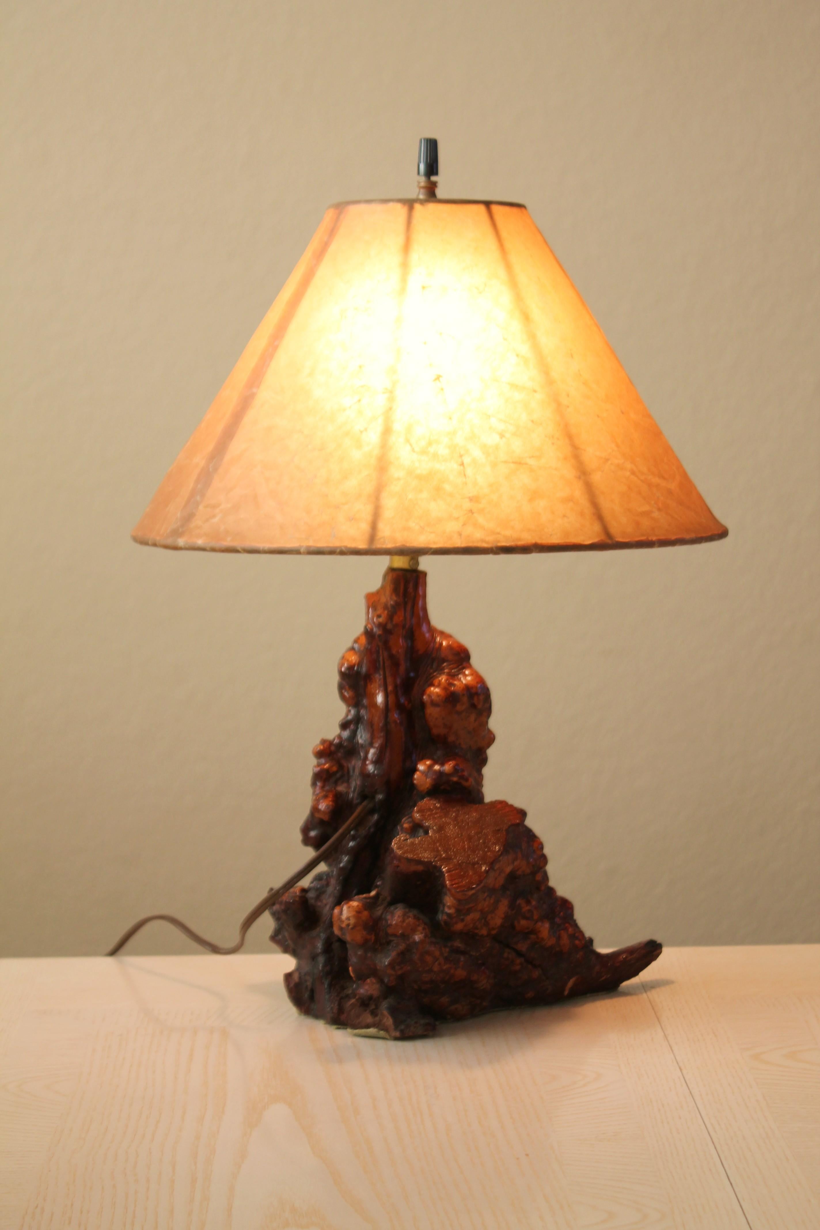 American Beautiful Burl Wood Free Form Mid Century Table Lamp After Nakashima 1950s Arts For Sale