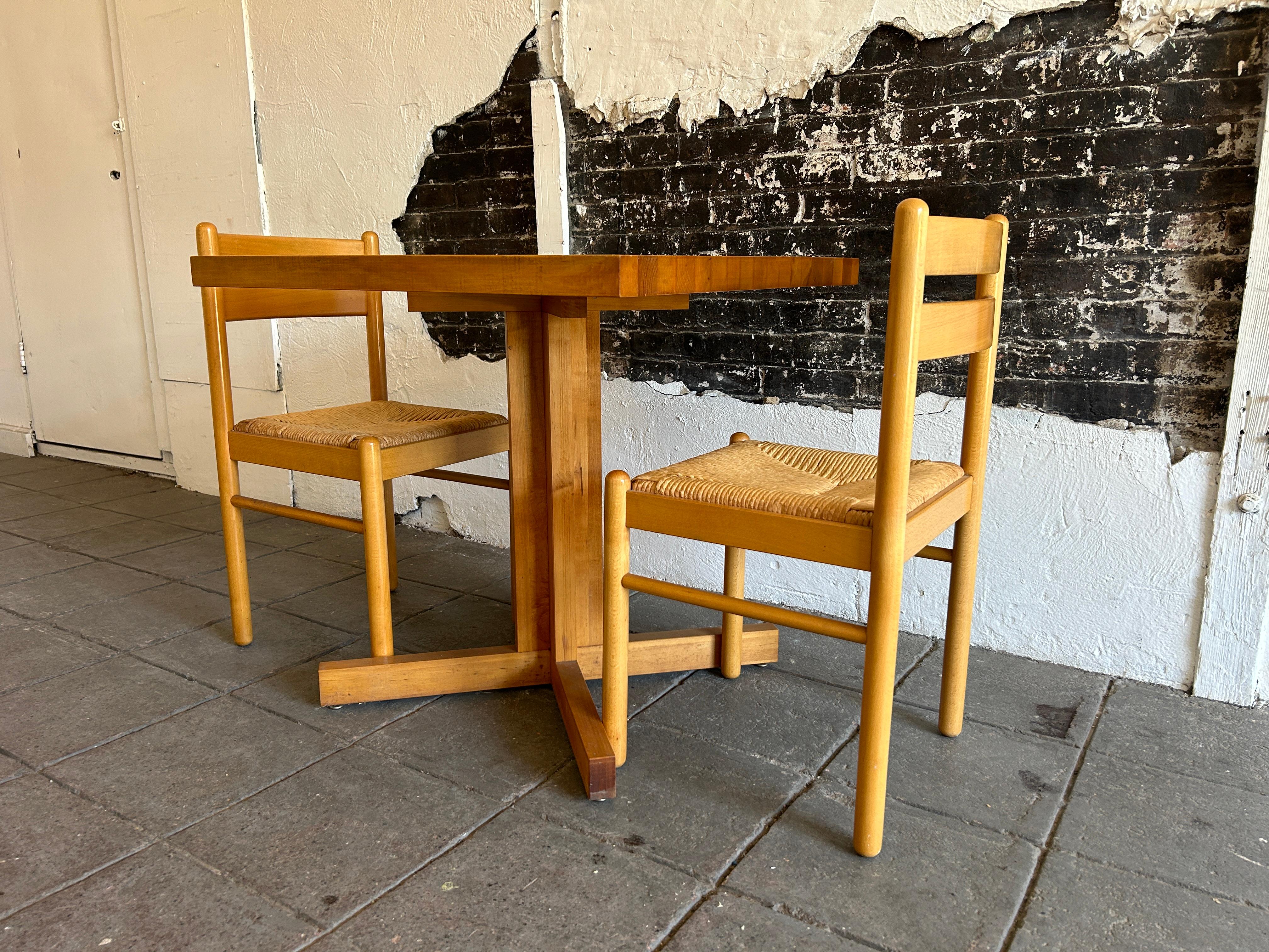 Italian Beautiful butcher block dinette table set with pair of Birch Rush chairs Italy  For Sale
