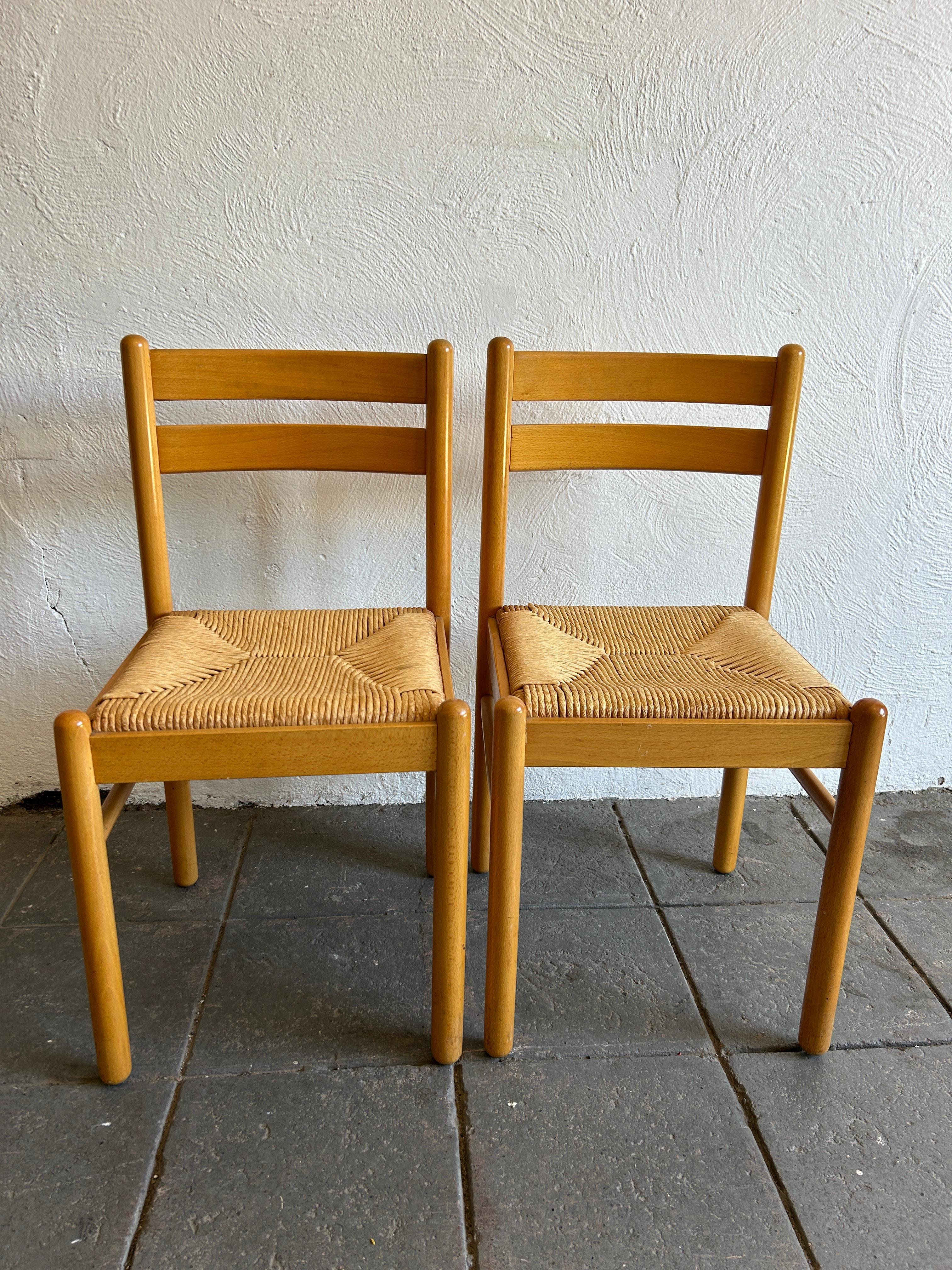 Beautiful butcher block dinette table set with pair of Birch Rush chairs Italy  In Good Condition For Sale In BROOKLYN, NY