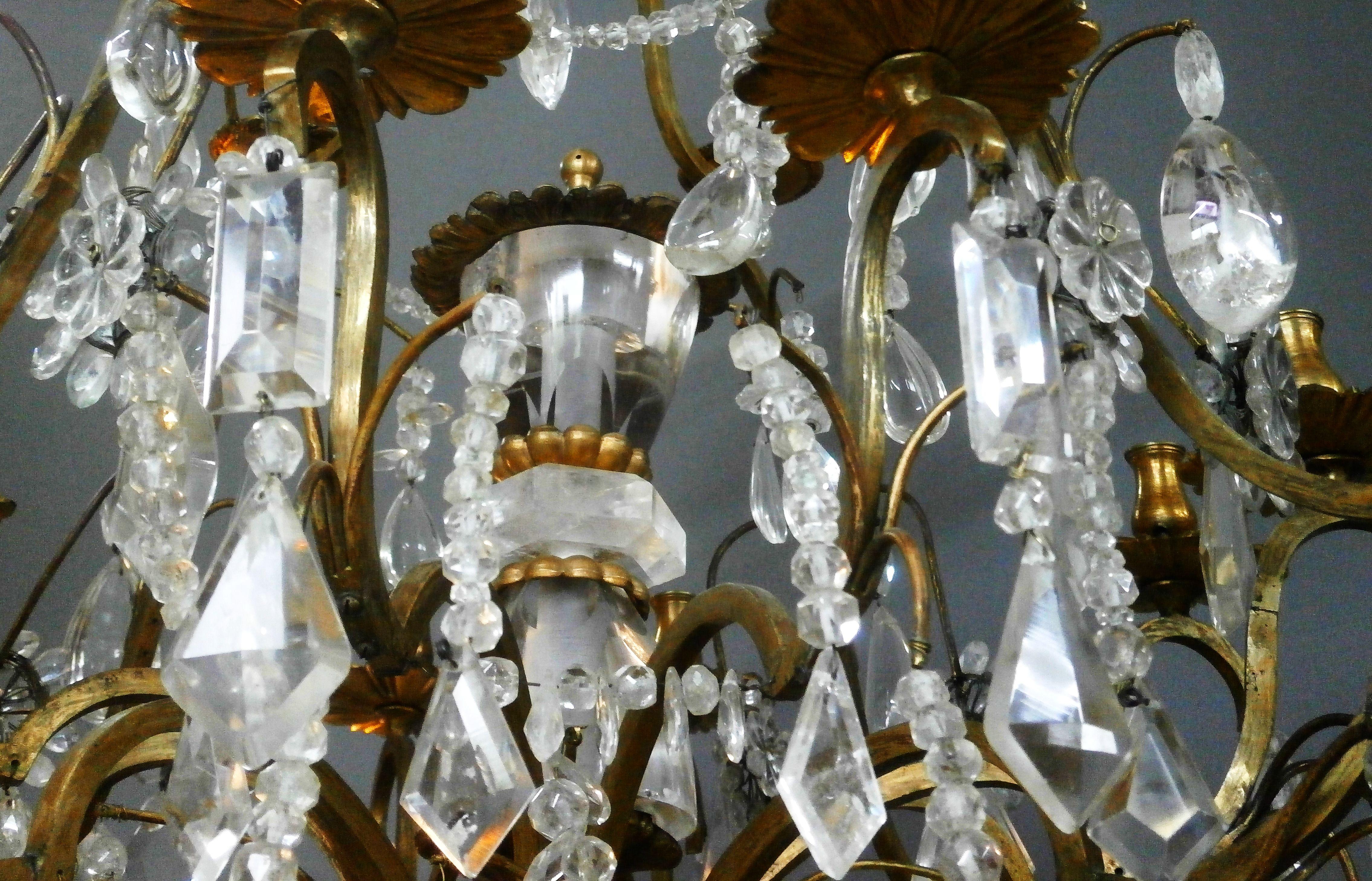 French Beautiful cage chandelier in rock crystal and gilt bronze, Paris 19th century For Sale