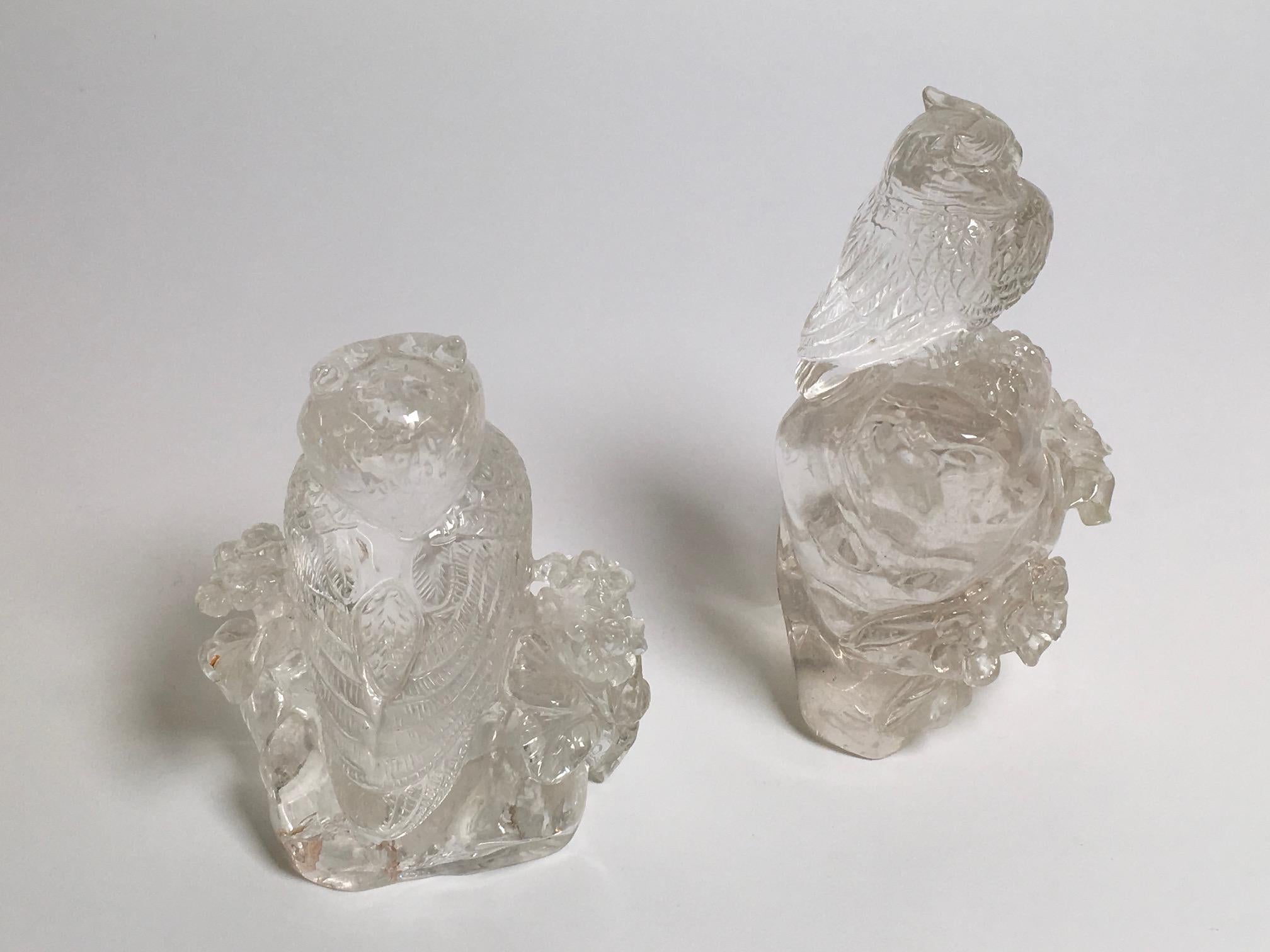 Skulpturen aus geschnitztem „Bergkristall“ aus Hyalinequarz im Angebot 1