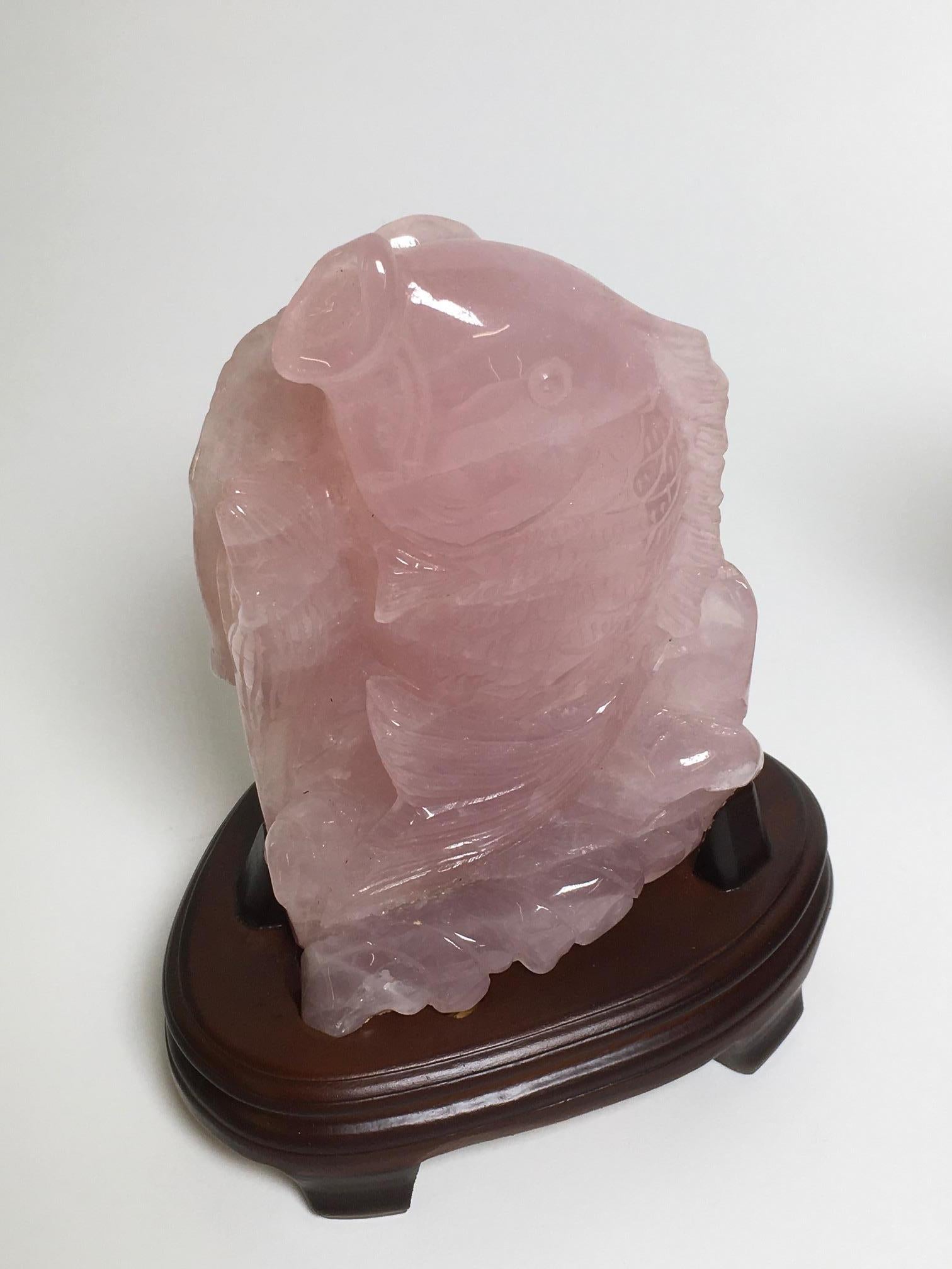 Beautiful carved rose quartz sculptures with wooden base produced in China. Italian private collection.
The dimensions are H 16 cm x W 10 cm x D 8 cm - H 19 cm x W 13 cm x D 9 cm.