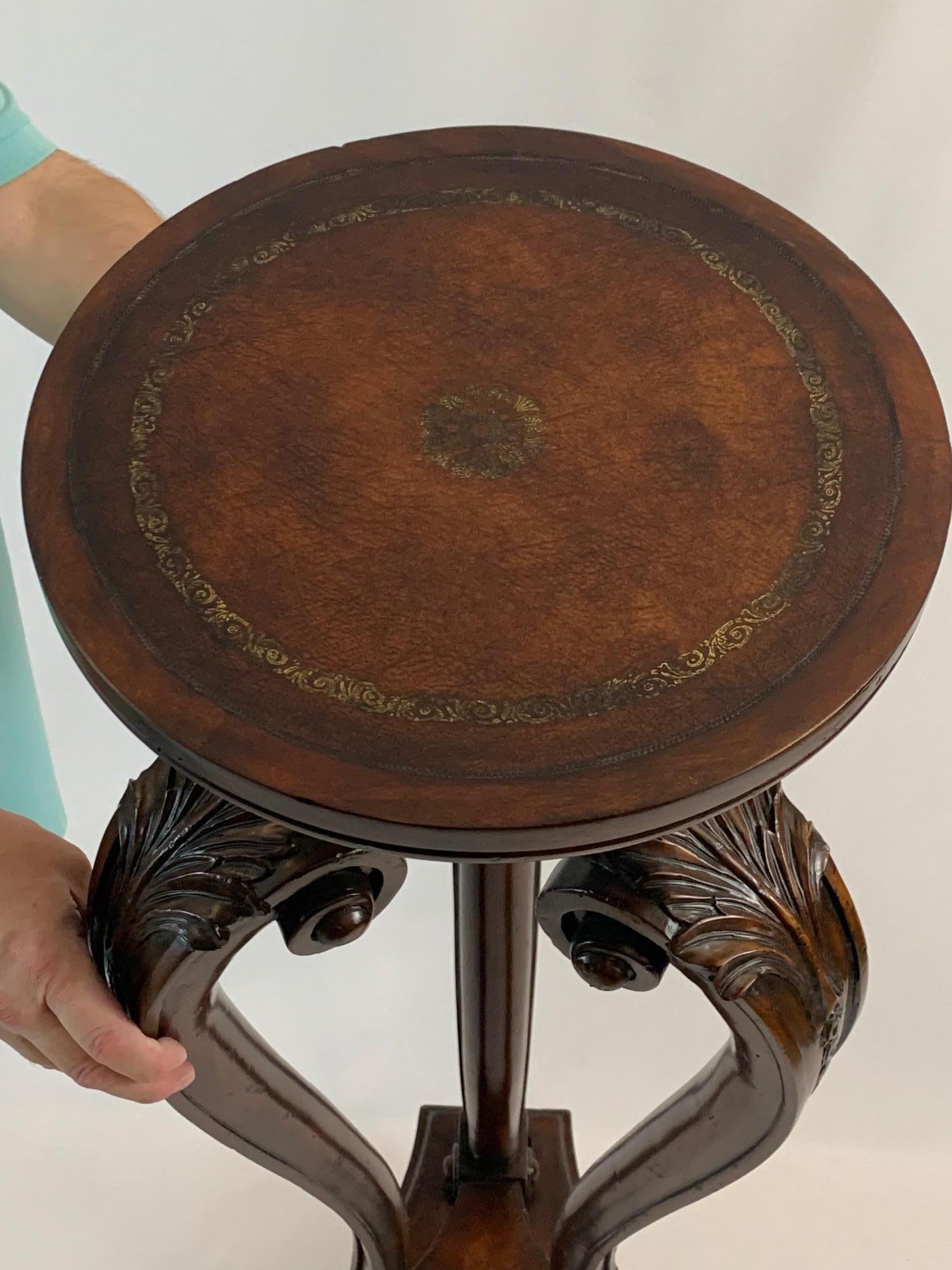 Beautiful Carved Walnut & Leather Pedestal by John Richard For Sale 4