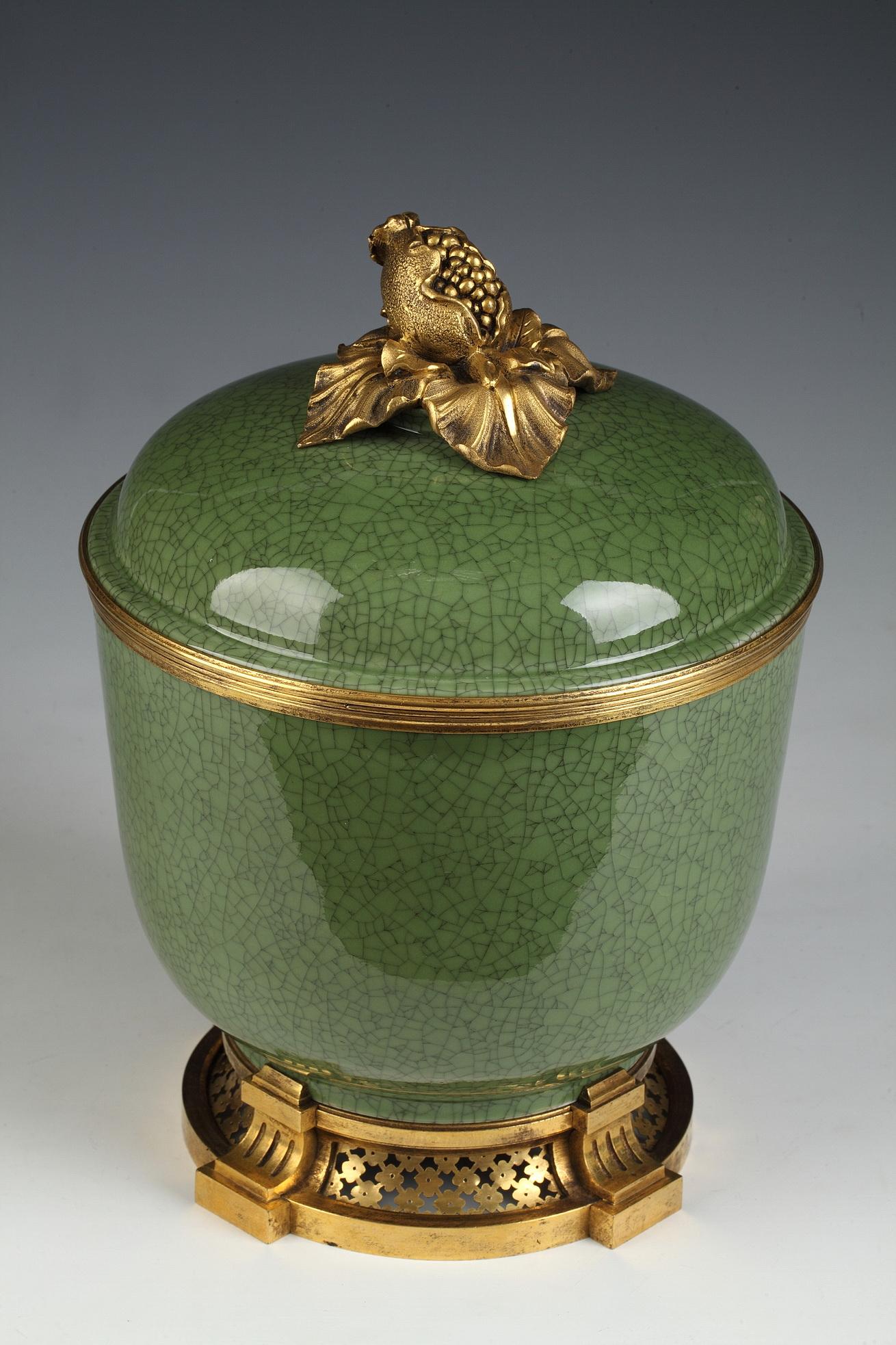 French Celadon Porcelain Jar Attributed to L'Escalier de Cristal, France, Circa 1880