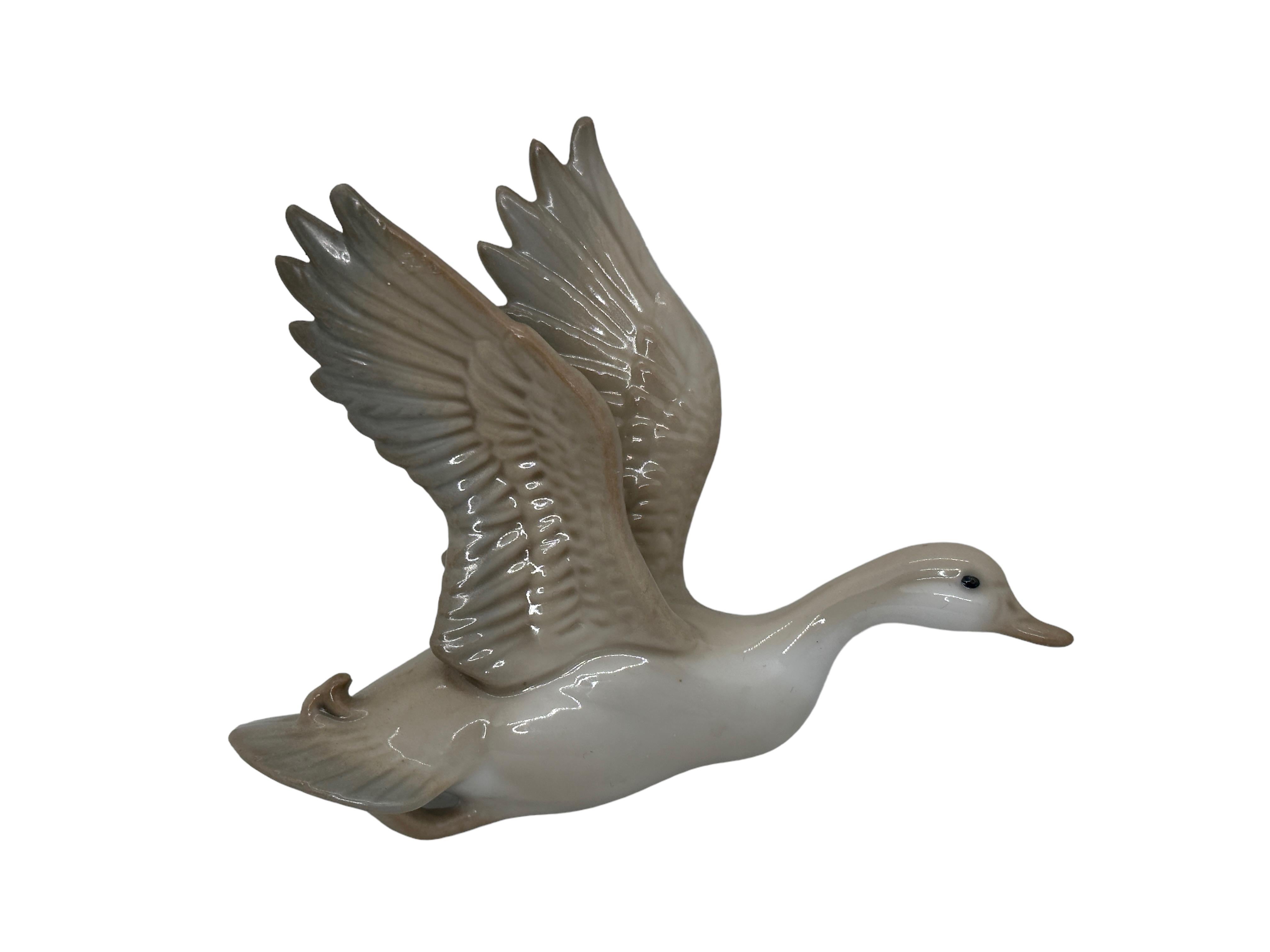Hand-Crafted Beautiful Ceramic Set of Three Flying Goose Wall Decoration, 1960s