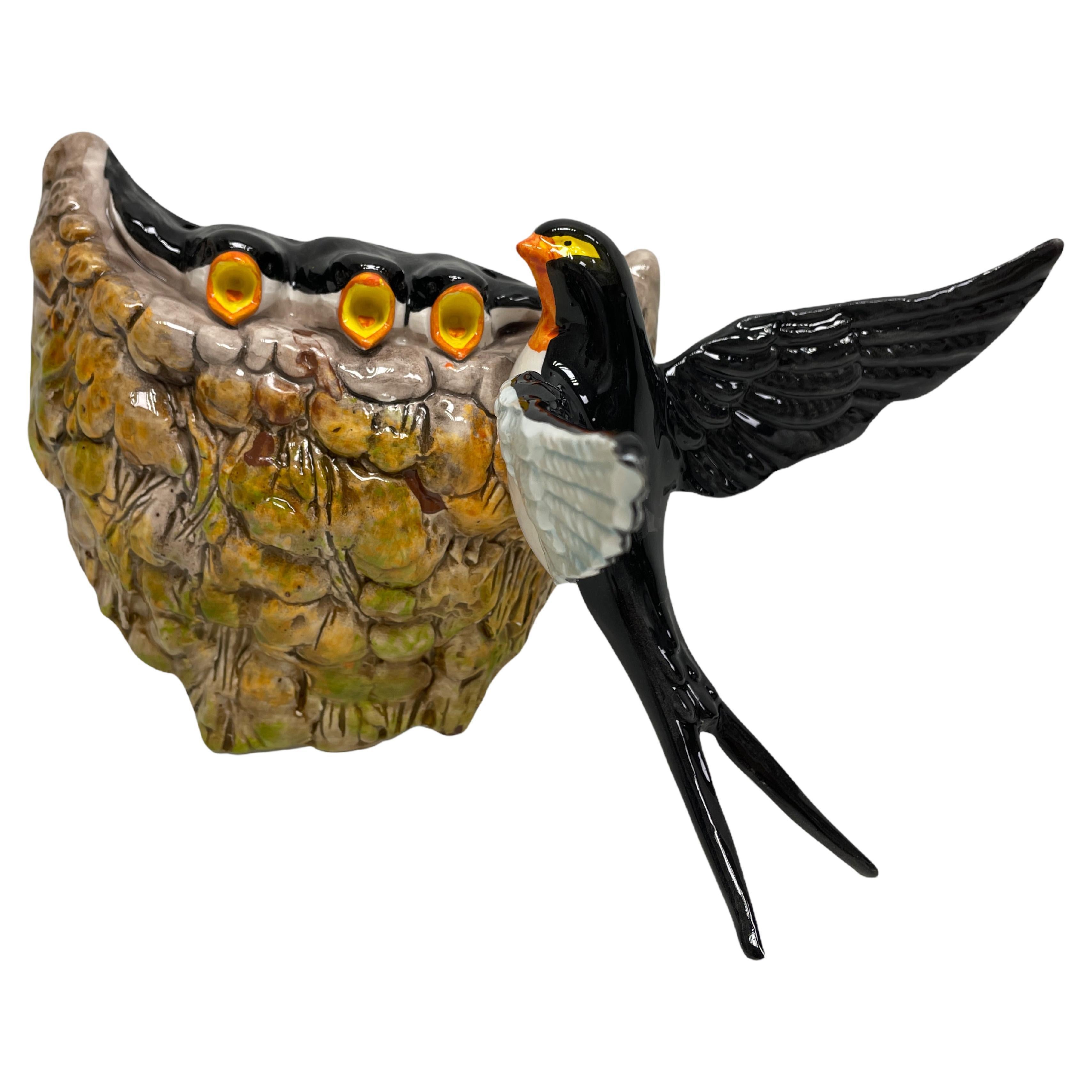 Magnifique nid en céramique Swallows Nest, Italie