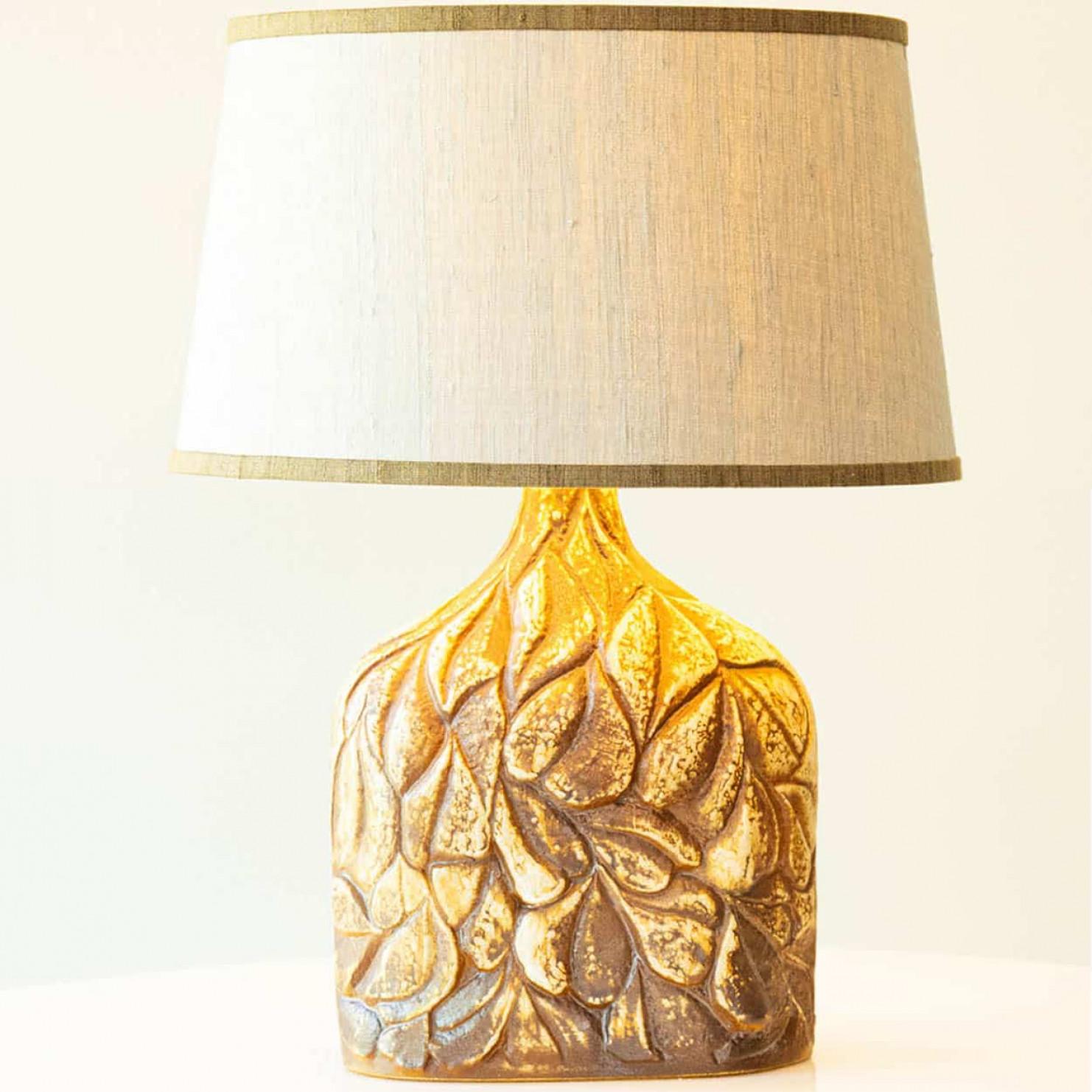 Schöne Keramik-Tischlampe, neuer Lampenschirm von R. Houben, 1970 (Moderne der Mitte des Jahrhunderts) im Angebot