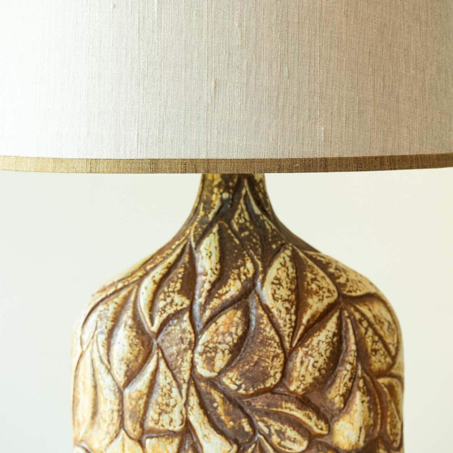 Schöne Keramik-Tischlampe, neuer Lampenschirm von R. Houben, 1970 im Angebot 2