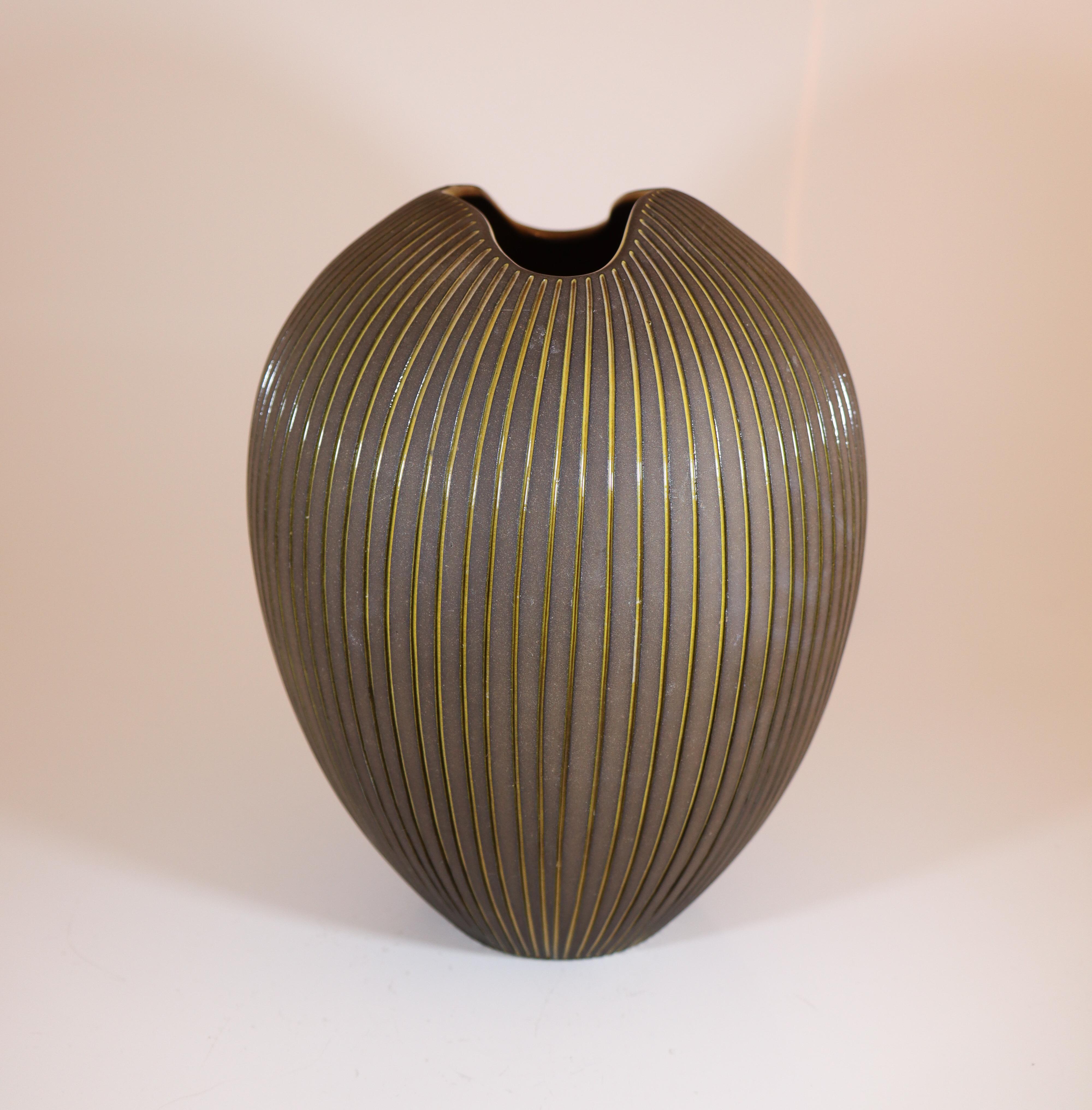 Scandinavian Modern Cocos Vase, Matte Brown Glaze with Carved Relief Lines For Sale 3