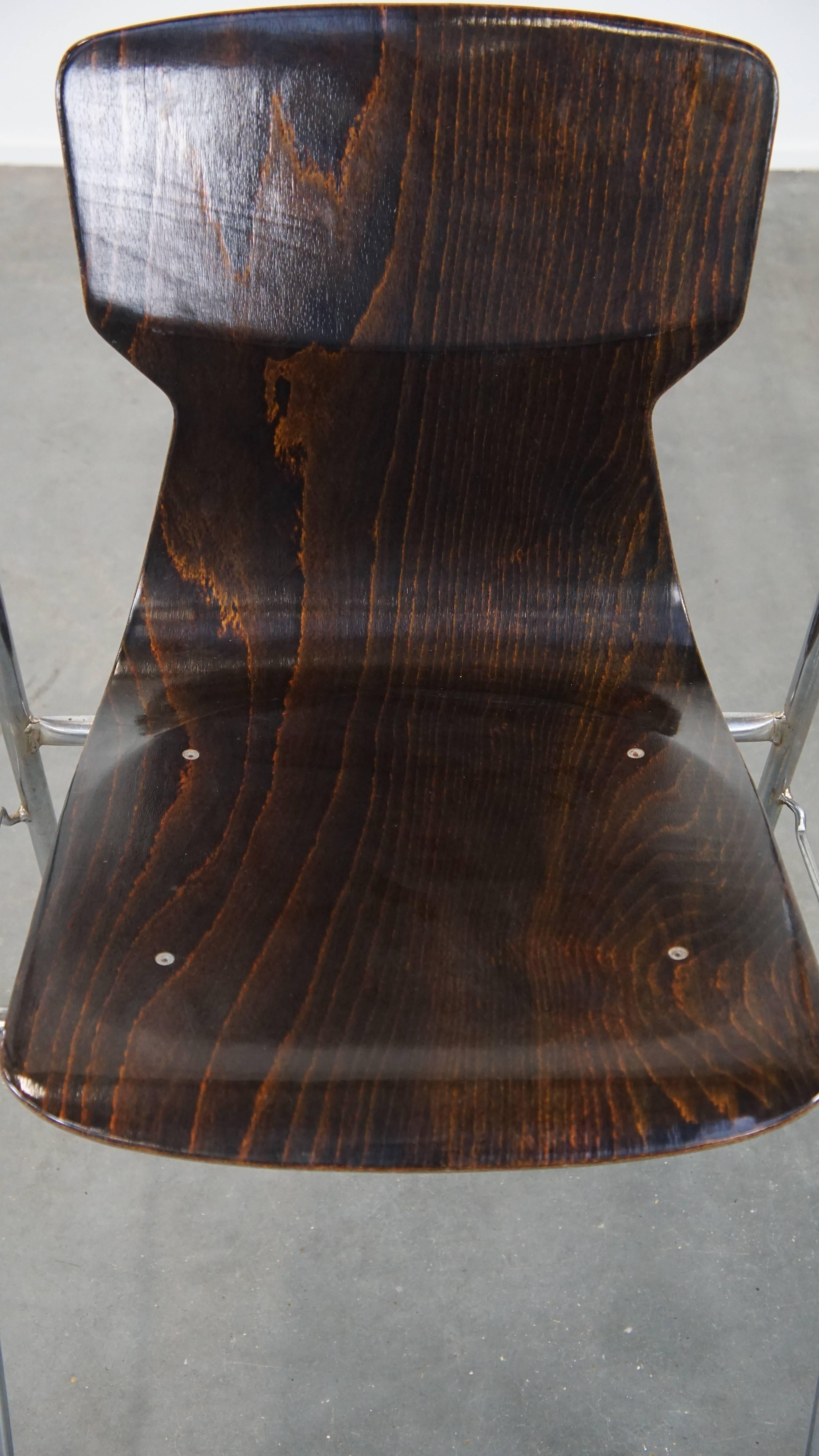 Cromo Bellissima sedia di OBO Eromes Wijchen con braccioli e un design piacevole in vendita