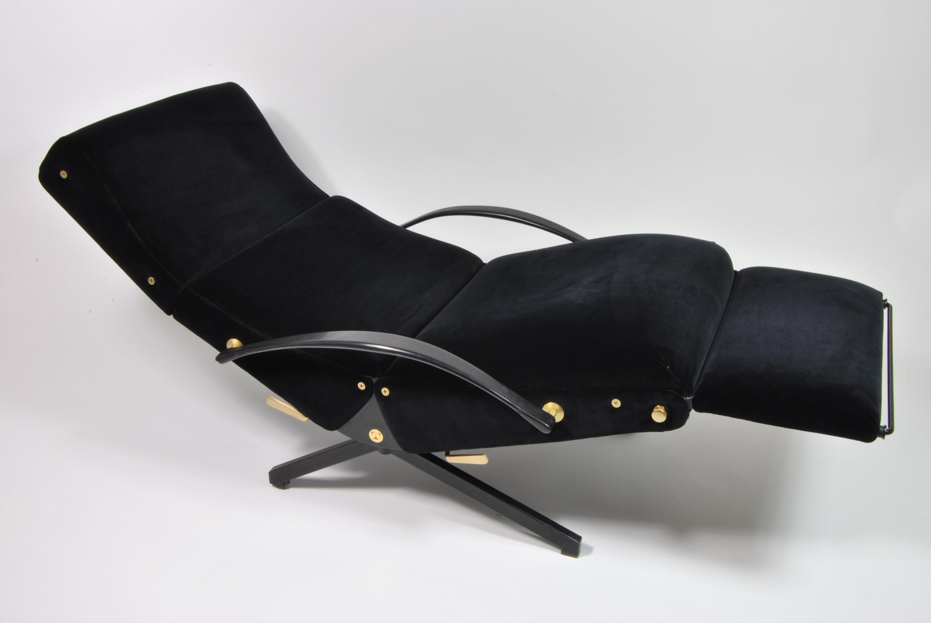 Steel Beautiful Chaise Longue P40, Design Osvaldo Borsani for Tecno, Italy, 1970 For Sale