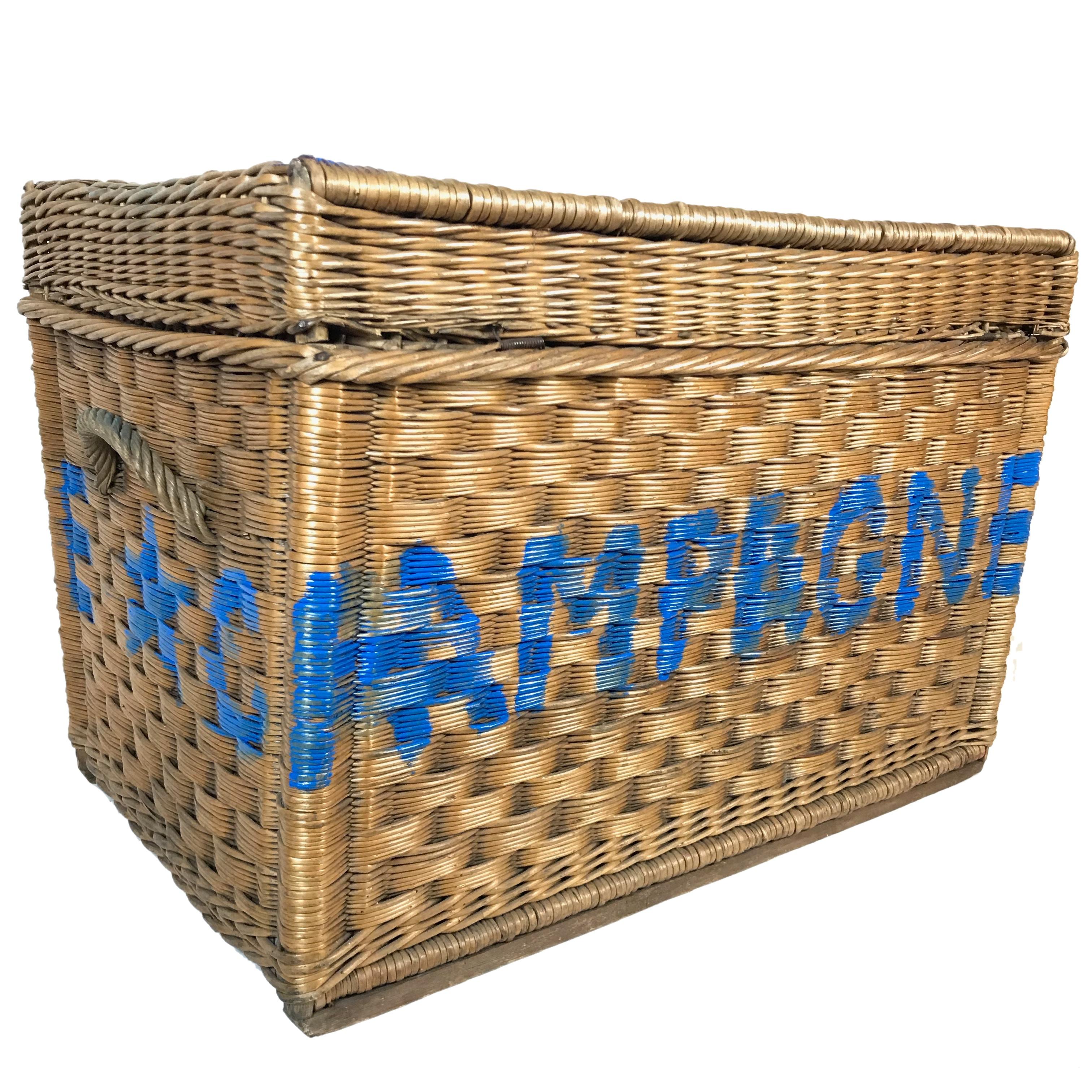 Country Beautiful Champagne Wicker Basket Trunk, 1910s, France