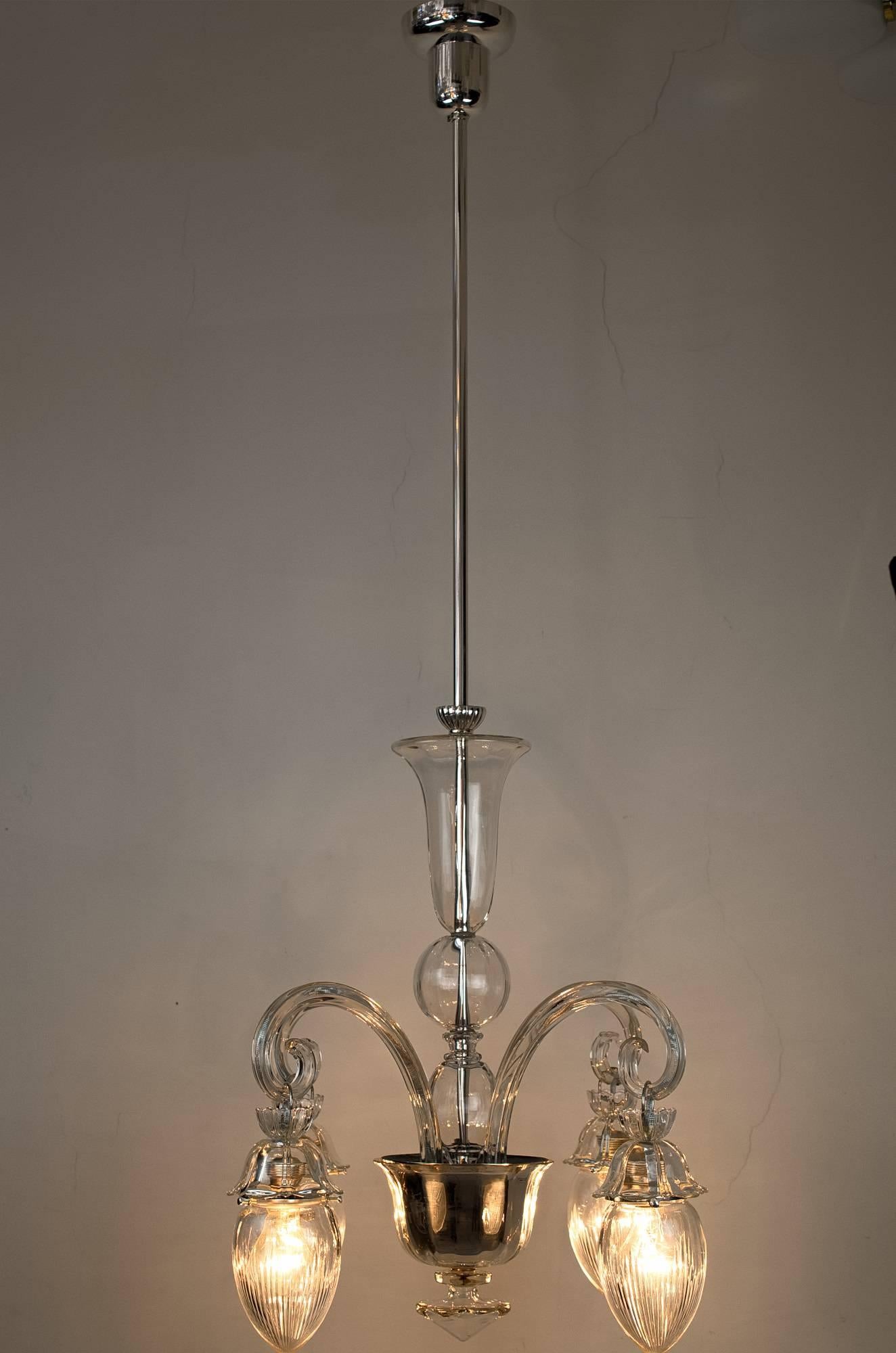 Beautiful Chandelier Attributed Lobmeyr, circa 1920s In Excellent Condition In Wien, AT