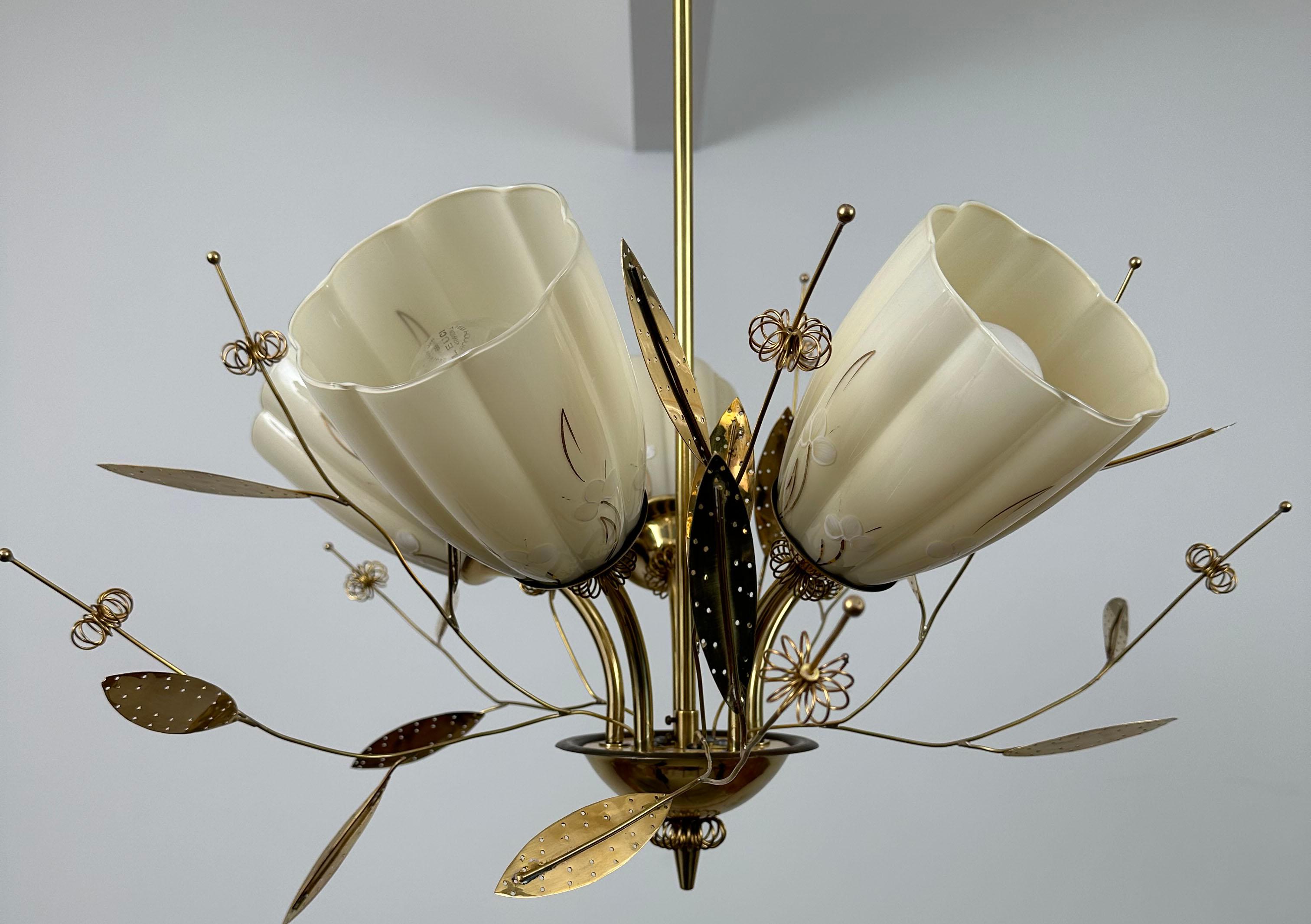 Beautiful Chandelier / Pendant Ceiling Light by Itsu, Finland, 1950s For Sale 6