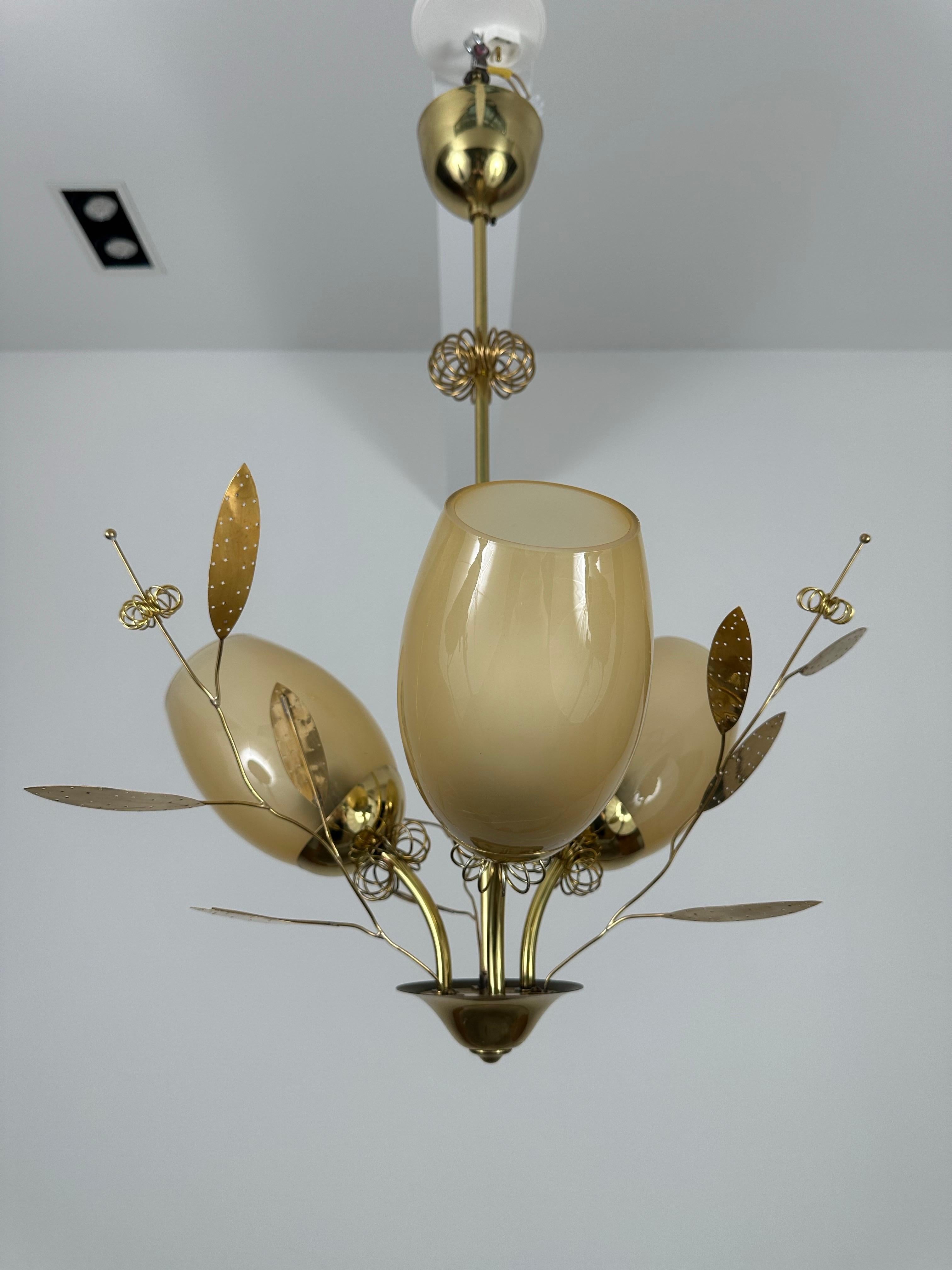 Beautiful Chandelier / Pendant Ceiling Light by Itsu, Finland, 1950s In Good Condition In Espoo, FI