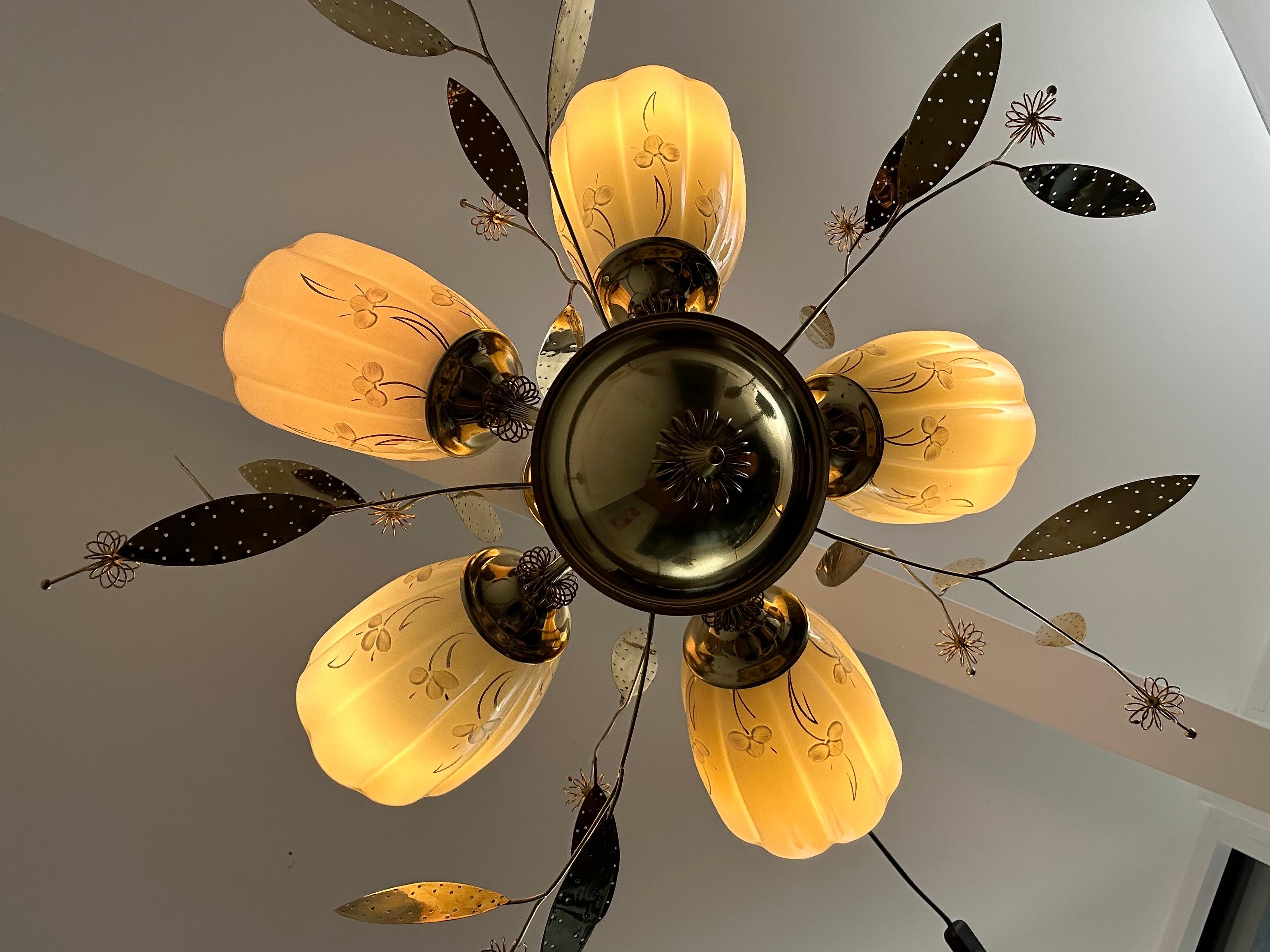 Mid-20th Century Beautiful Chandelier / Pendant Ceiling Light by Itsu, Finland, 1950s For Sale