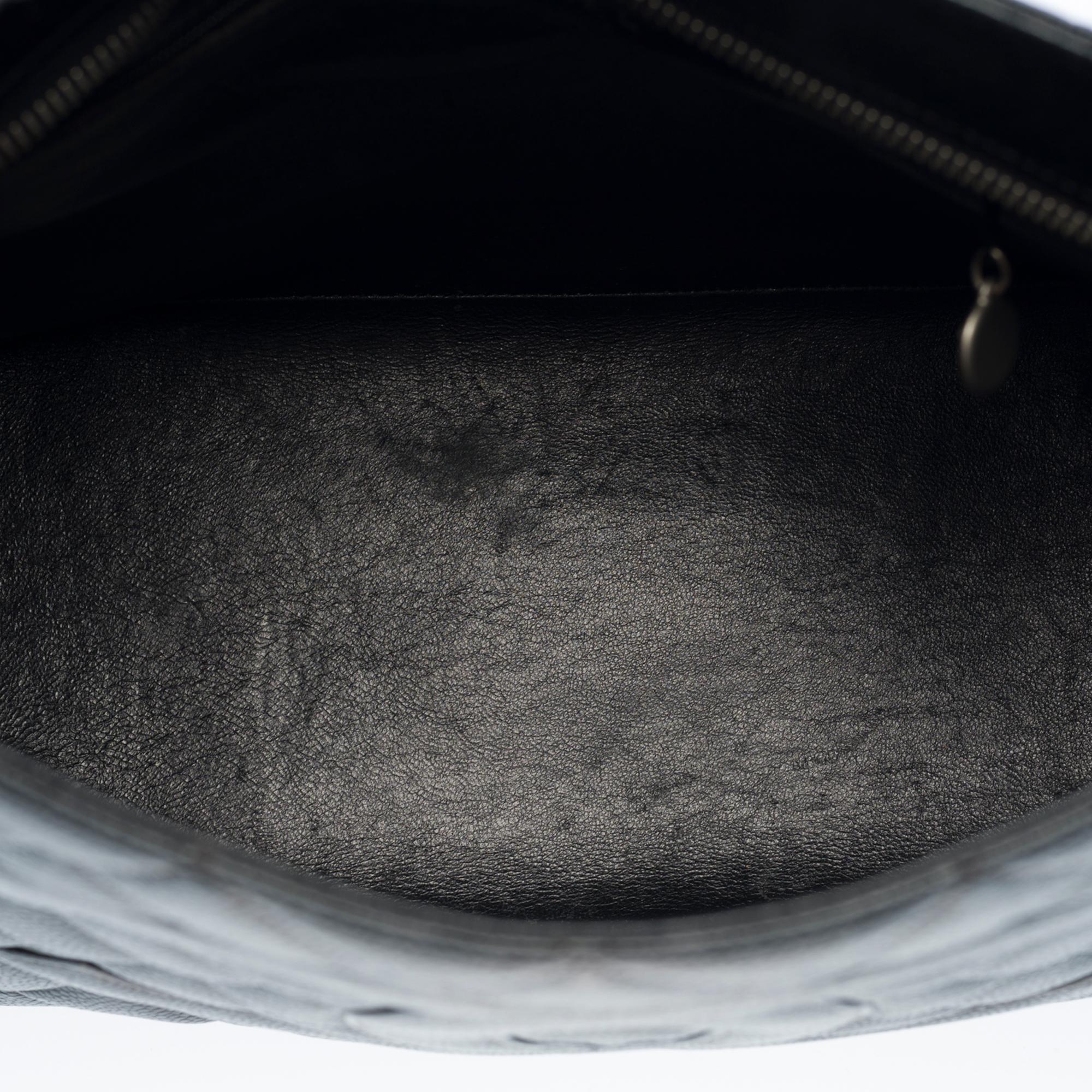 Precioso bolso Chanel Medaillon Tote de piel de caviar negra, PHW en venta 2