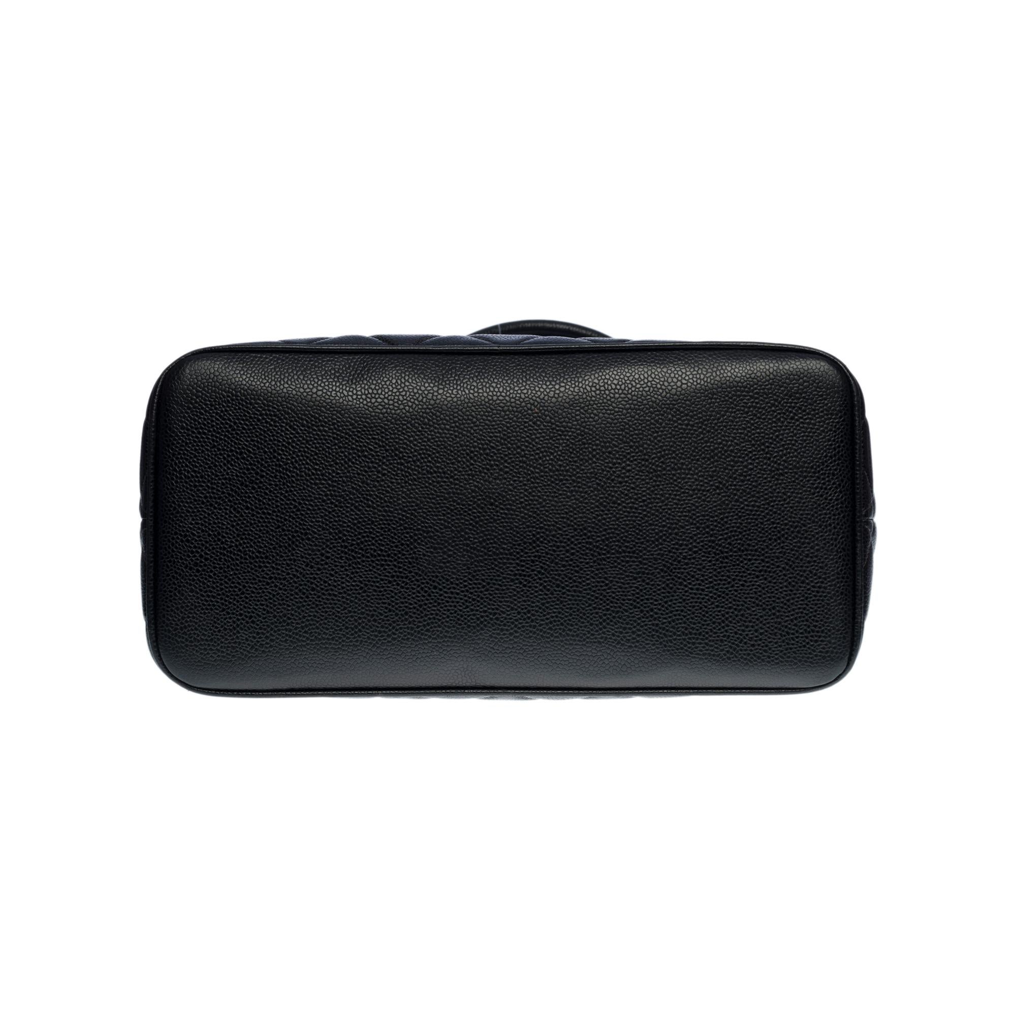 Precioso bolso Chanel Medaillon Tote de piel de caviar negra, PHW en venta 4