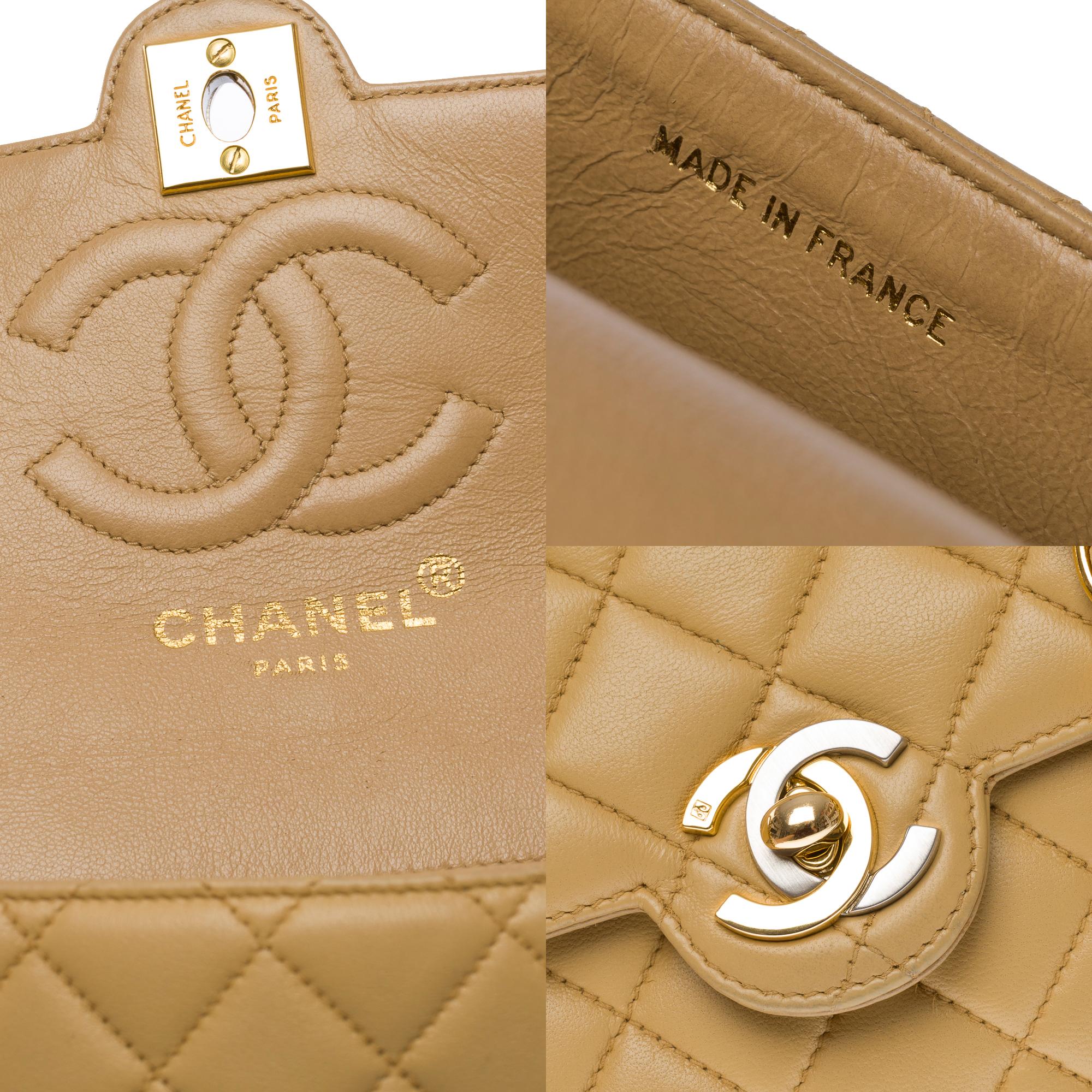 Beautiful Chanel Timeless Mini shoulder Flap bag in beige quilted lambskin, GHW For Sale 2