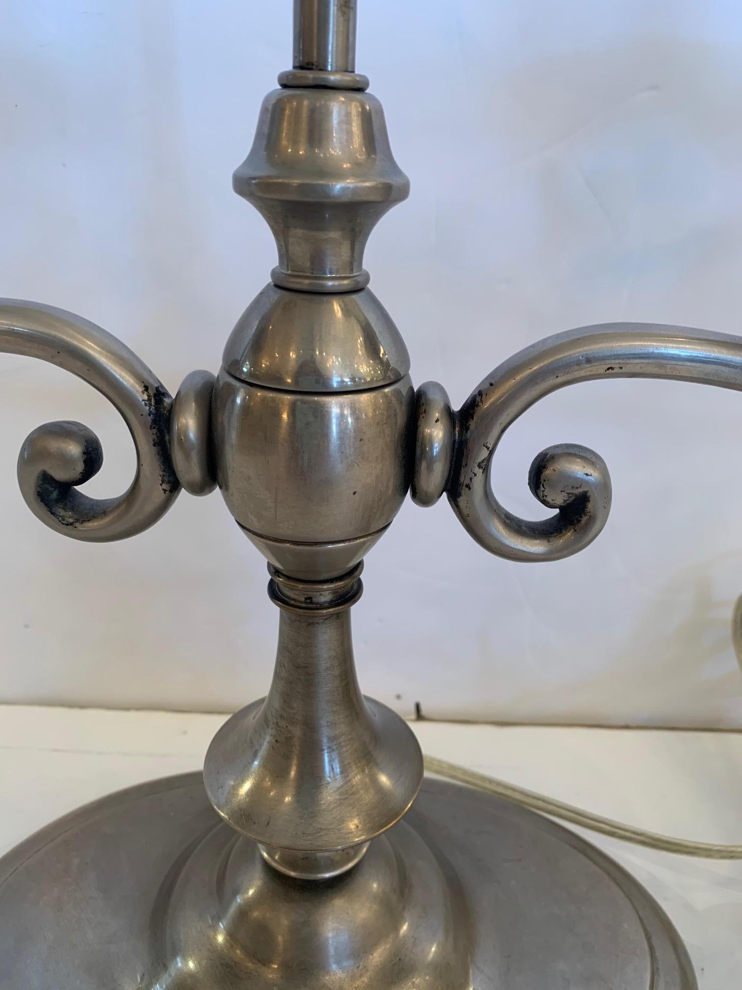 Beautiful Chapman Pewter Table Lamp In Good Condition For Sale In Hopewell, NJ