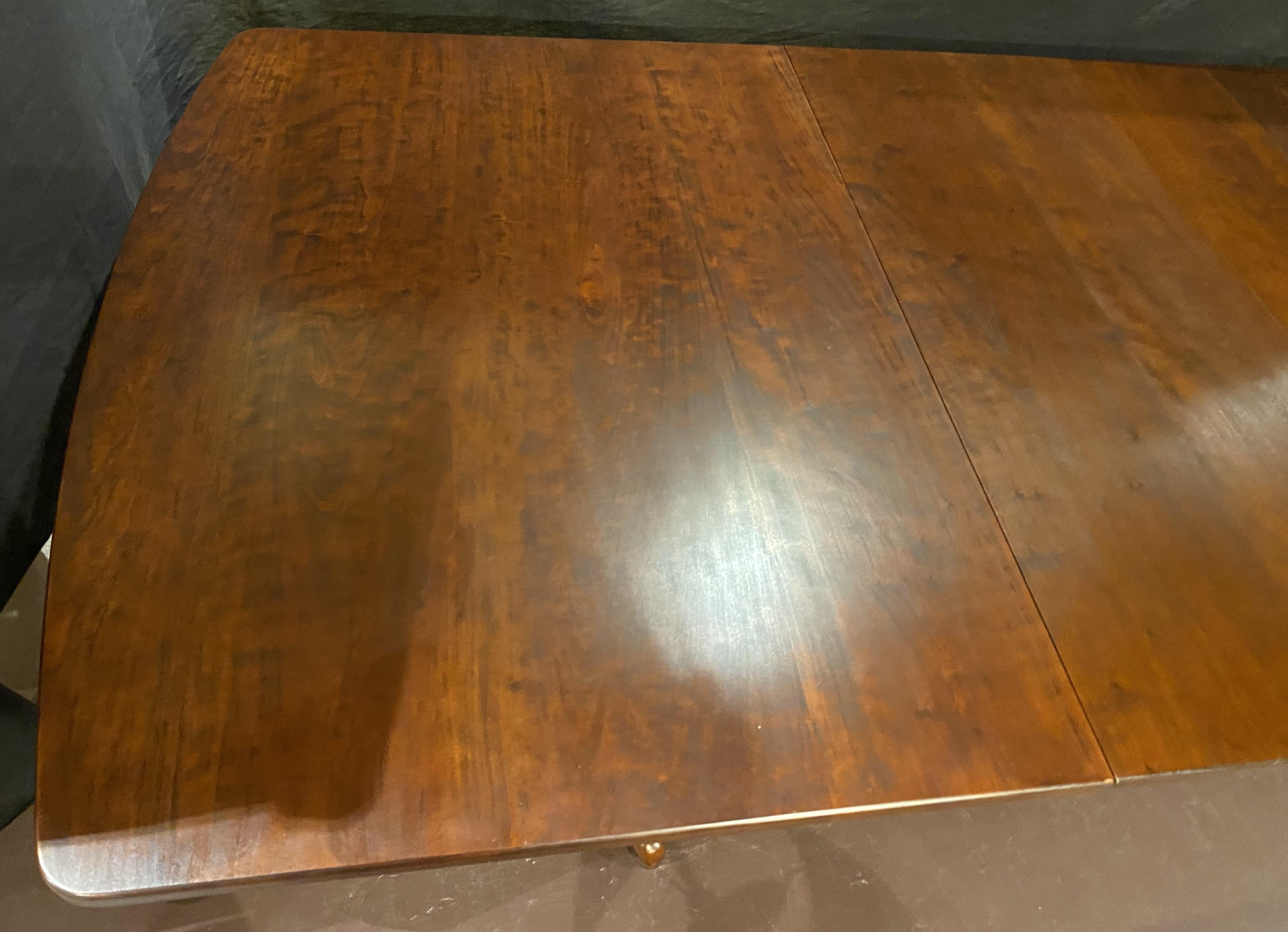 Queen Anne Beautiful Cherrywood Double Pedestal Dining Table with Leaves For Sale