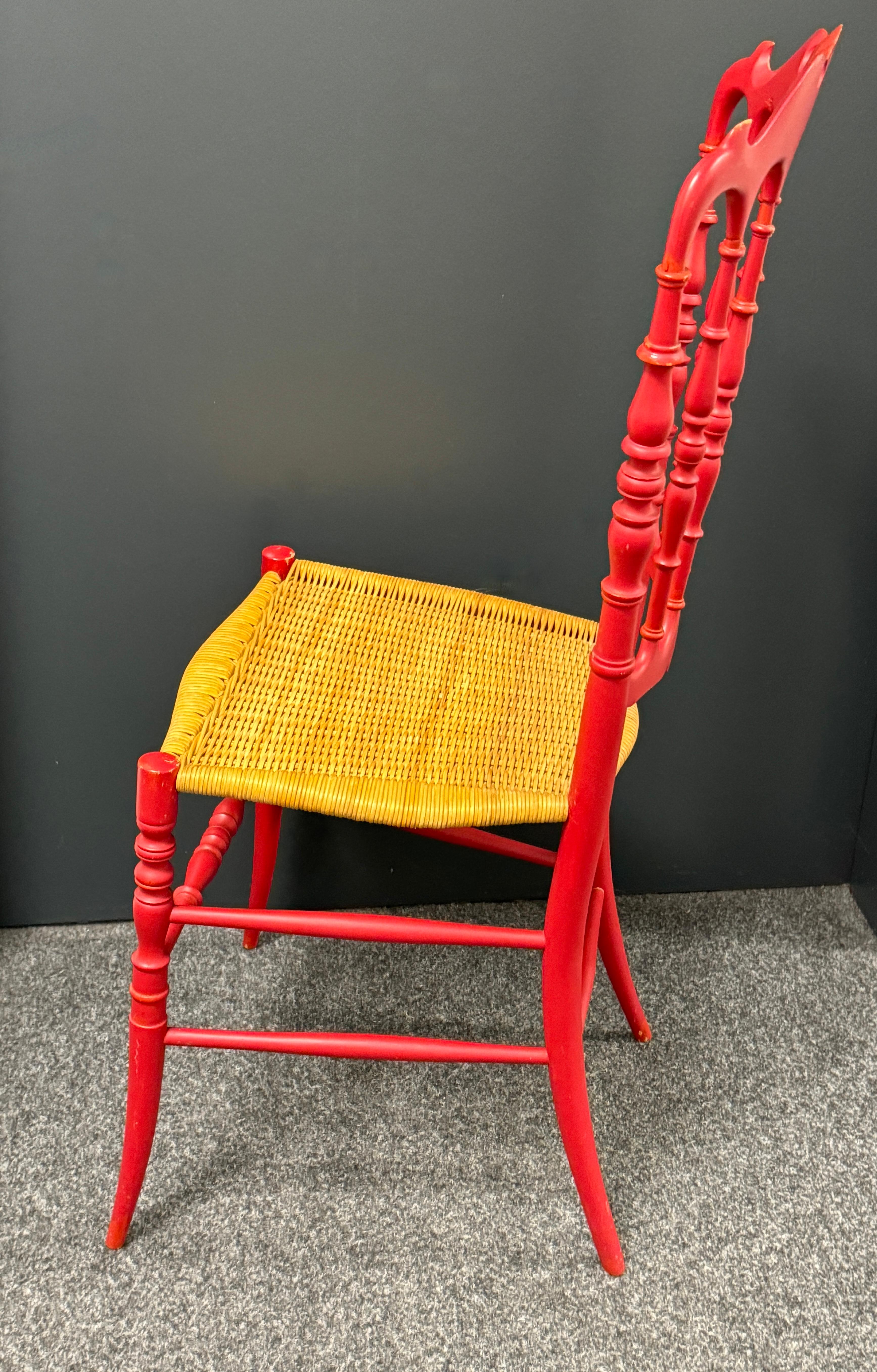 Bellissima sedia in legno di Chiavari con seduta in vimini, attribuita a Rocca, Italia, anni '50 in vendita 11