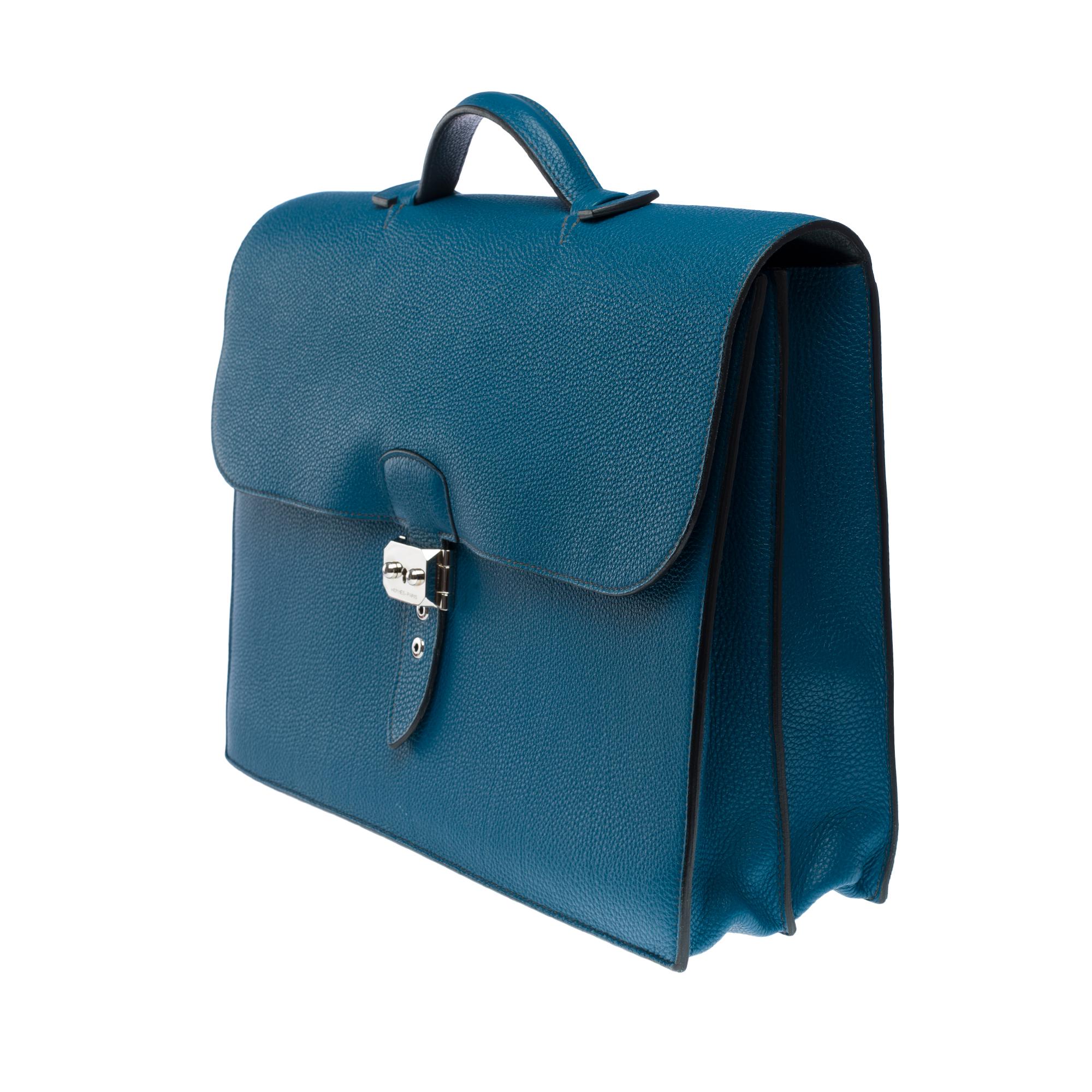 Beautiful & Chic Hermès Sac à dépêches briefcase in Blue Togo leather, SHW 1