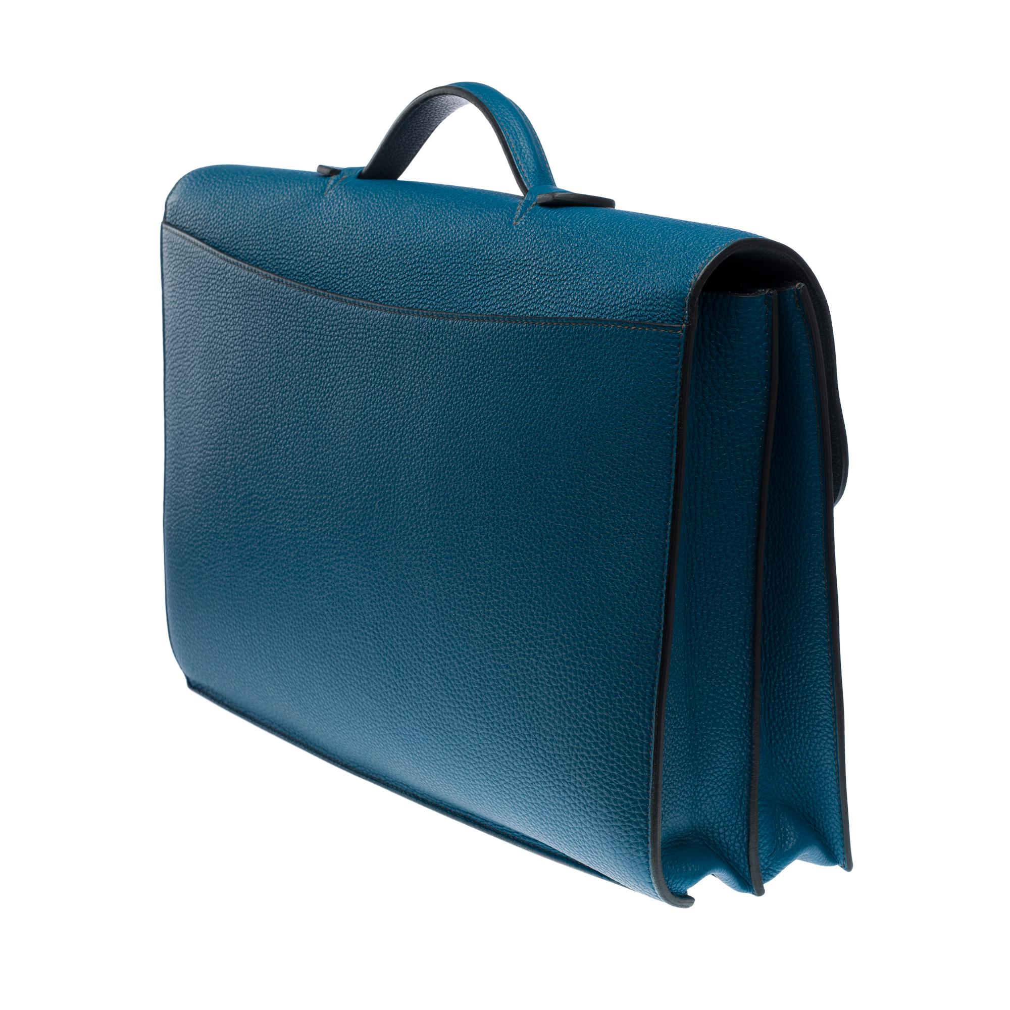 Beautiful & Chic Hermès Sac à dépêches briefcase in Blue Togo leather, SHW 2