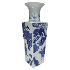 Magnifique vase chinois en porcelaine bleu et blanc