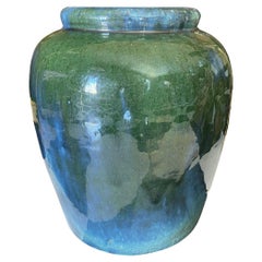 Beautiful Chinese Export Jar in Green