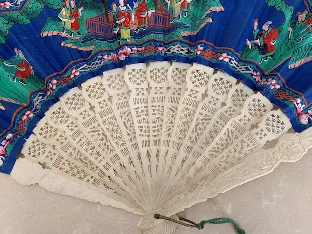 Beautiful Chinese fan of Canton of the 19th Century For Sale 5