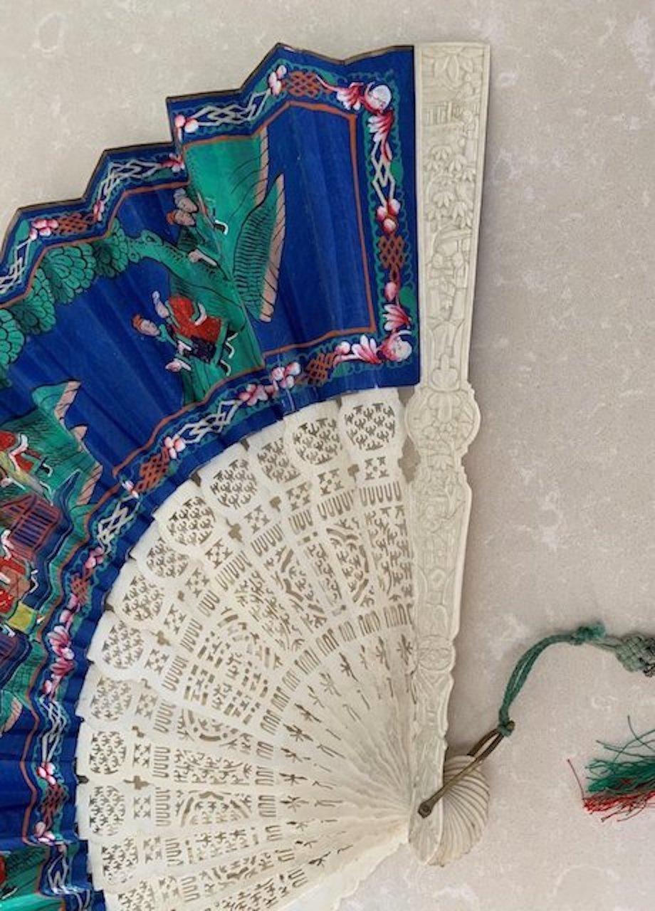 Beautiful Chinese fan of Canton of the 19th Century For Sale 6