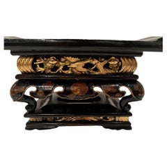 Beautiful Chinese Laquered Stand with Gilt Decoration