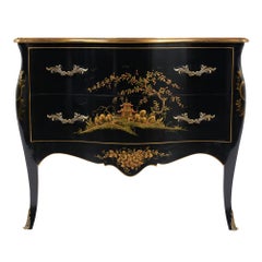 Beautiful Chinoiserie Style Chest of Drawers
