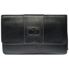Magnifique pochette Christian Dior en cuir noir