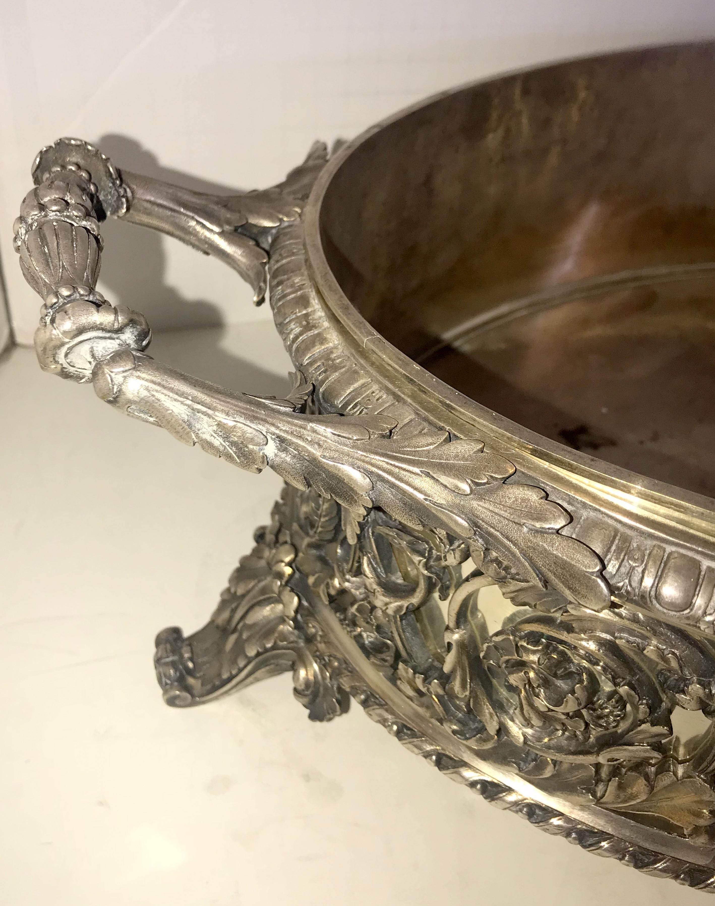 Beautiful Christofle France Silver Plated Bronze Jardinière Filigree Centrepiece In Good Condition In Roslyn, NY
