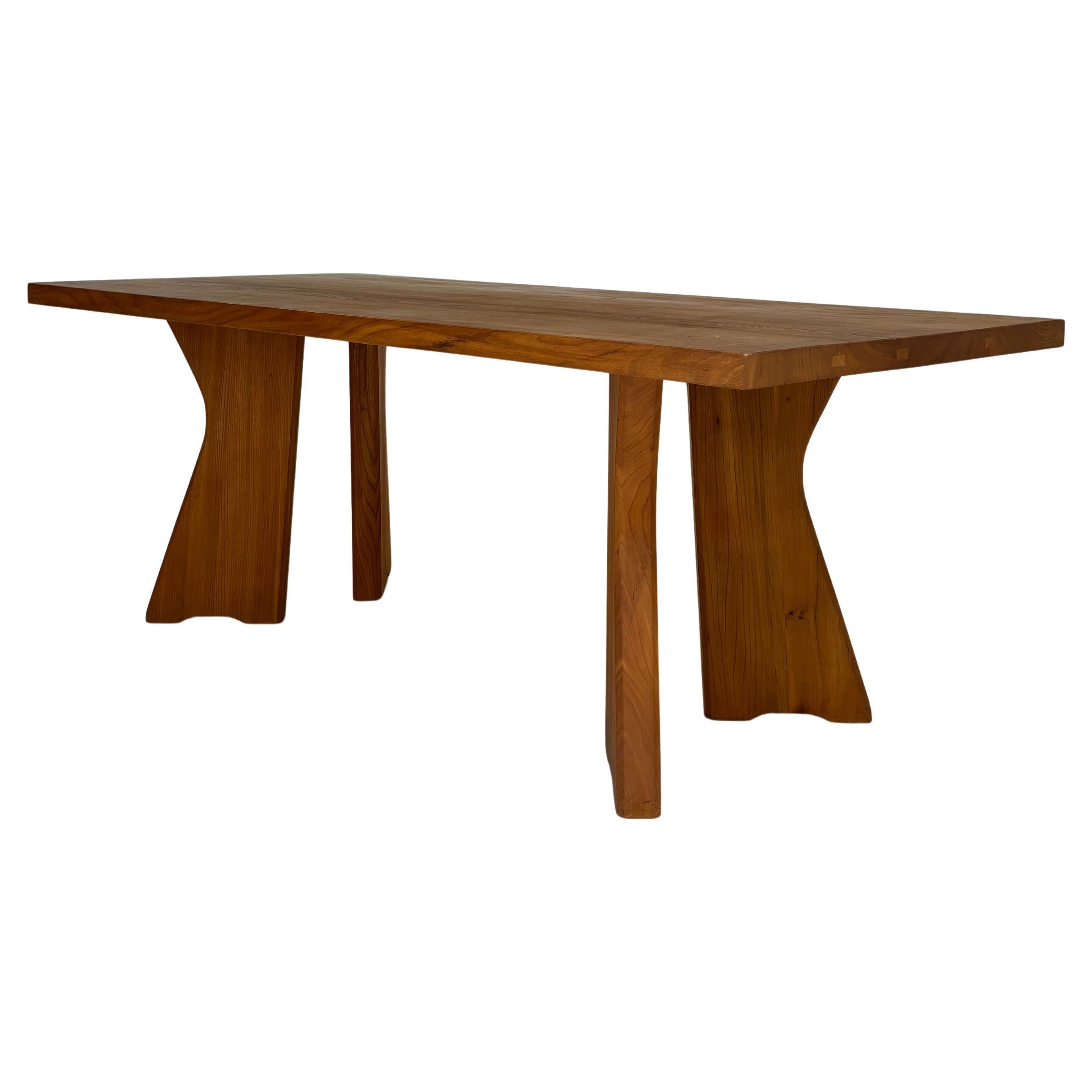 Preciosa mesa de comedor Claude Demoyen