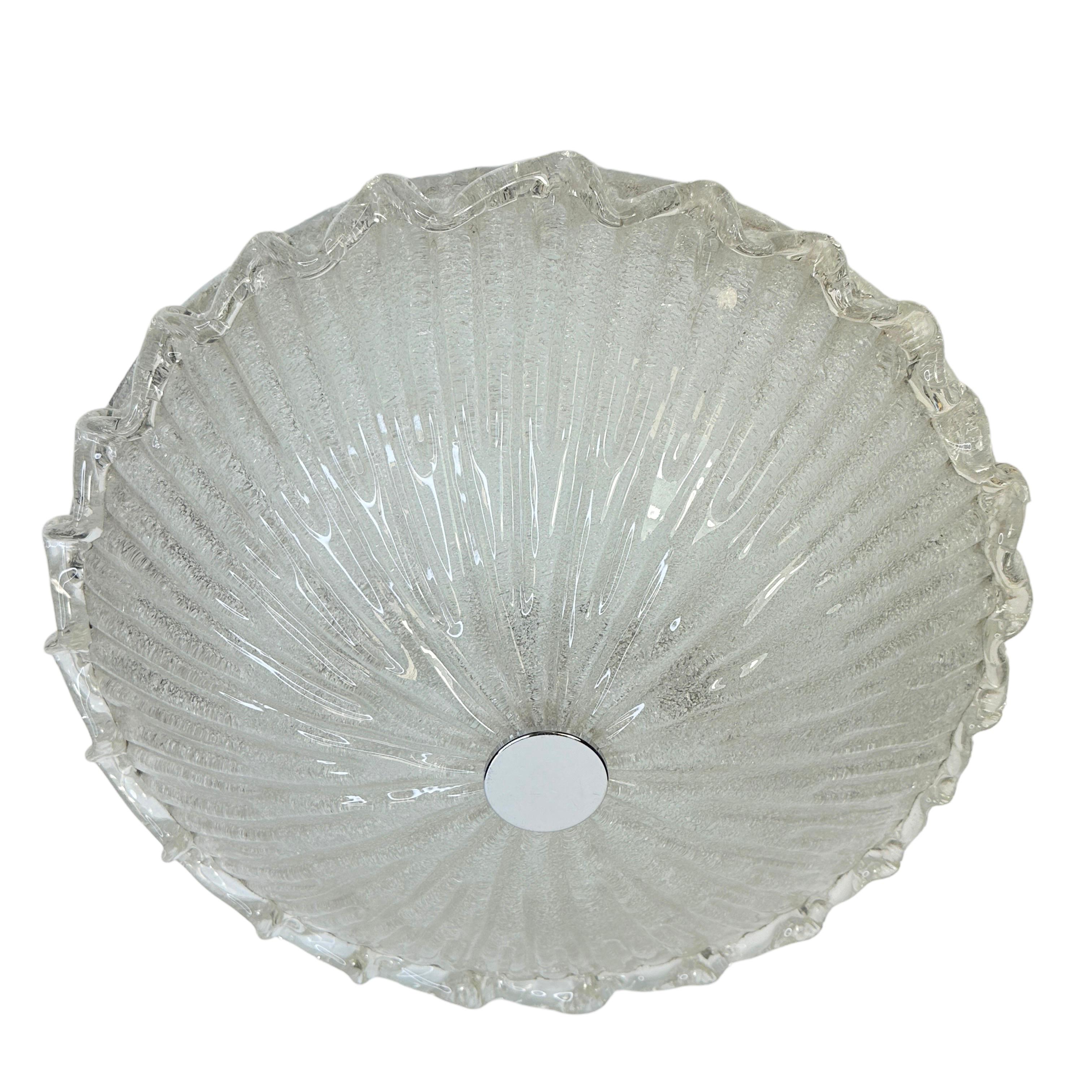 Mid-Century Modern Beautiful Clear Murano Glass Flush Mount Venini Style 1970s, Italy For Sale