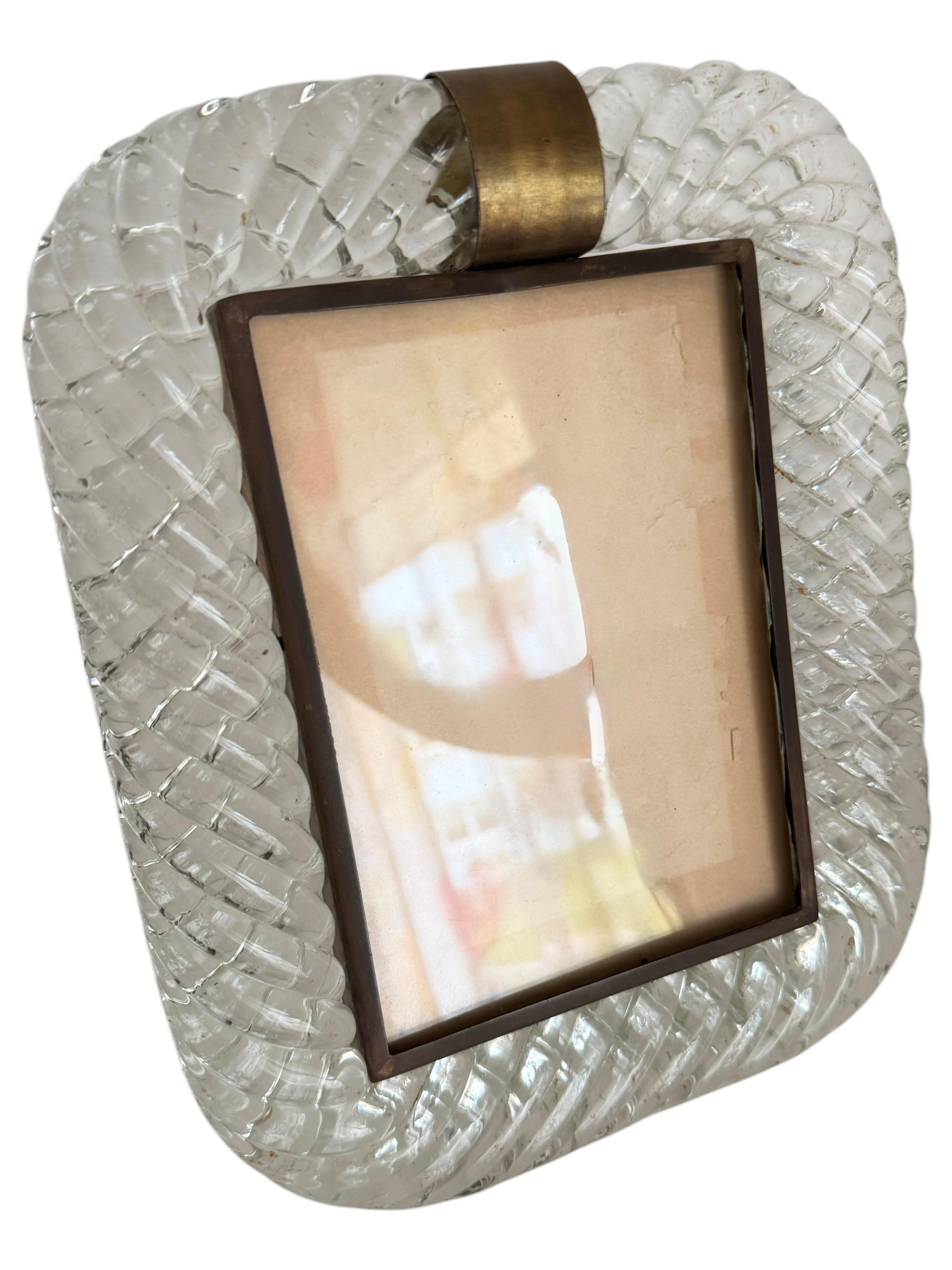 Precioso marco de cristal de Murano retorcido transparente y latón de Barovier E Toso en Bueno estado para la venta en Nuernberg, DE
