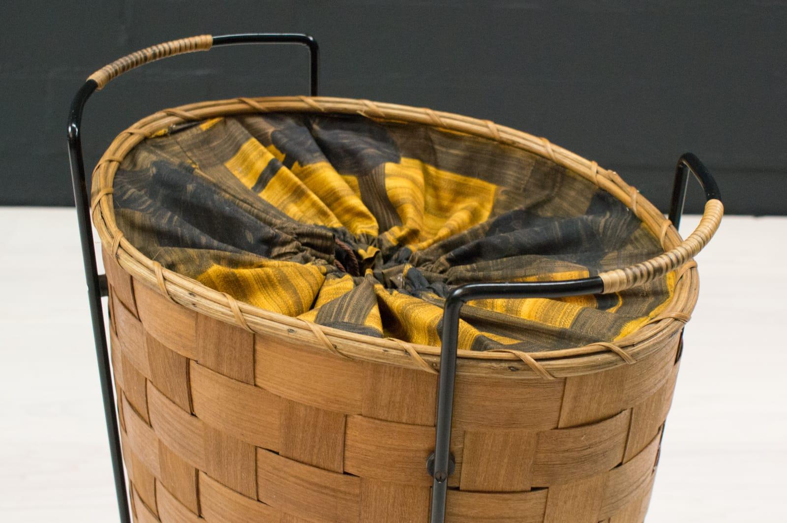 Mid-20th Century Beautiful Clothes Basket of Teak Veneer Wickerwork and String, 1960s For Sale