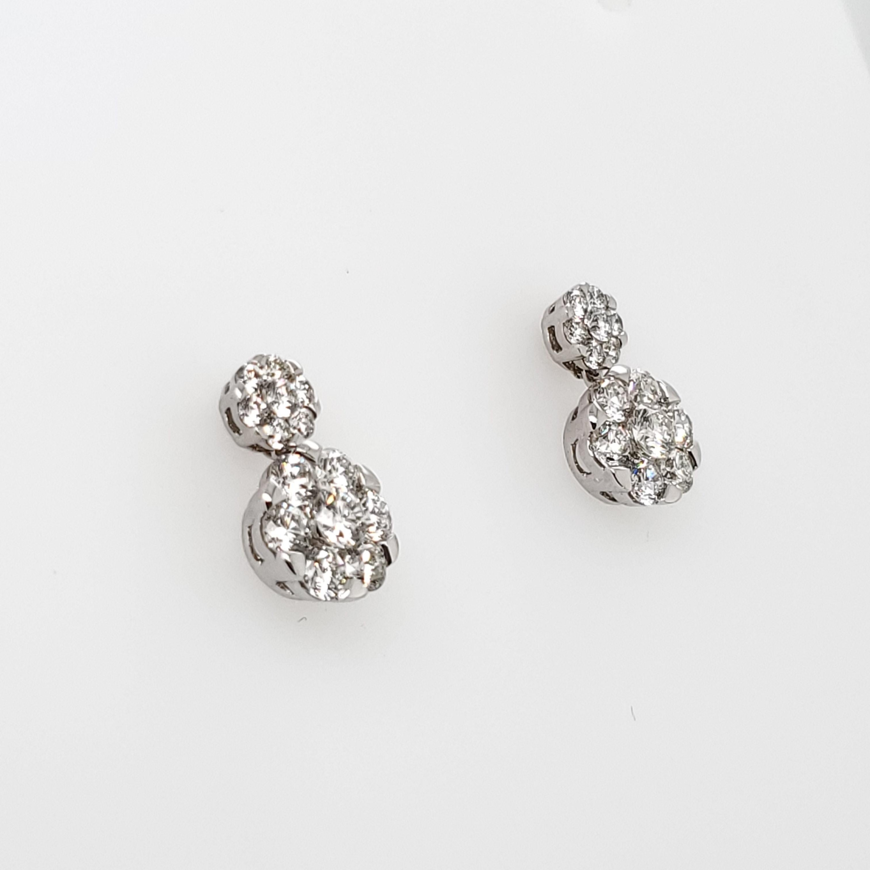 Contemporary Beautiful Cluster Flower Dangle Diamond Earrings in 18 Karat White Gold For Sale